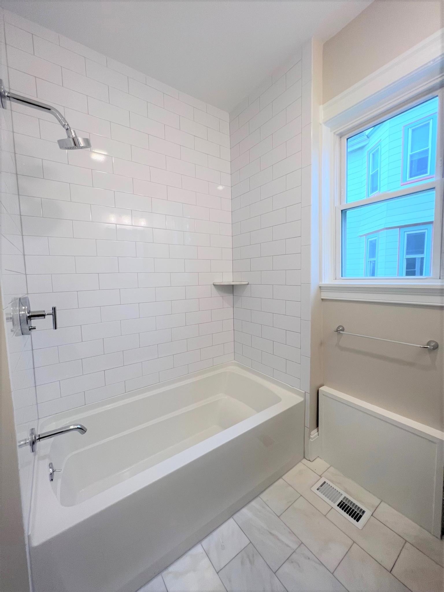 22 Kidder Ave, Powder House Square