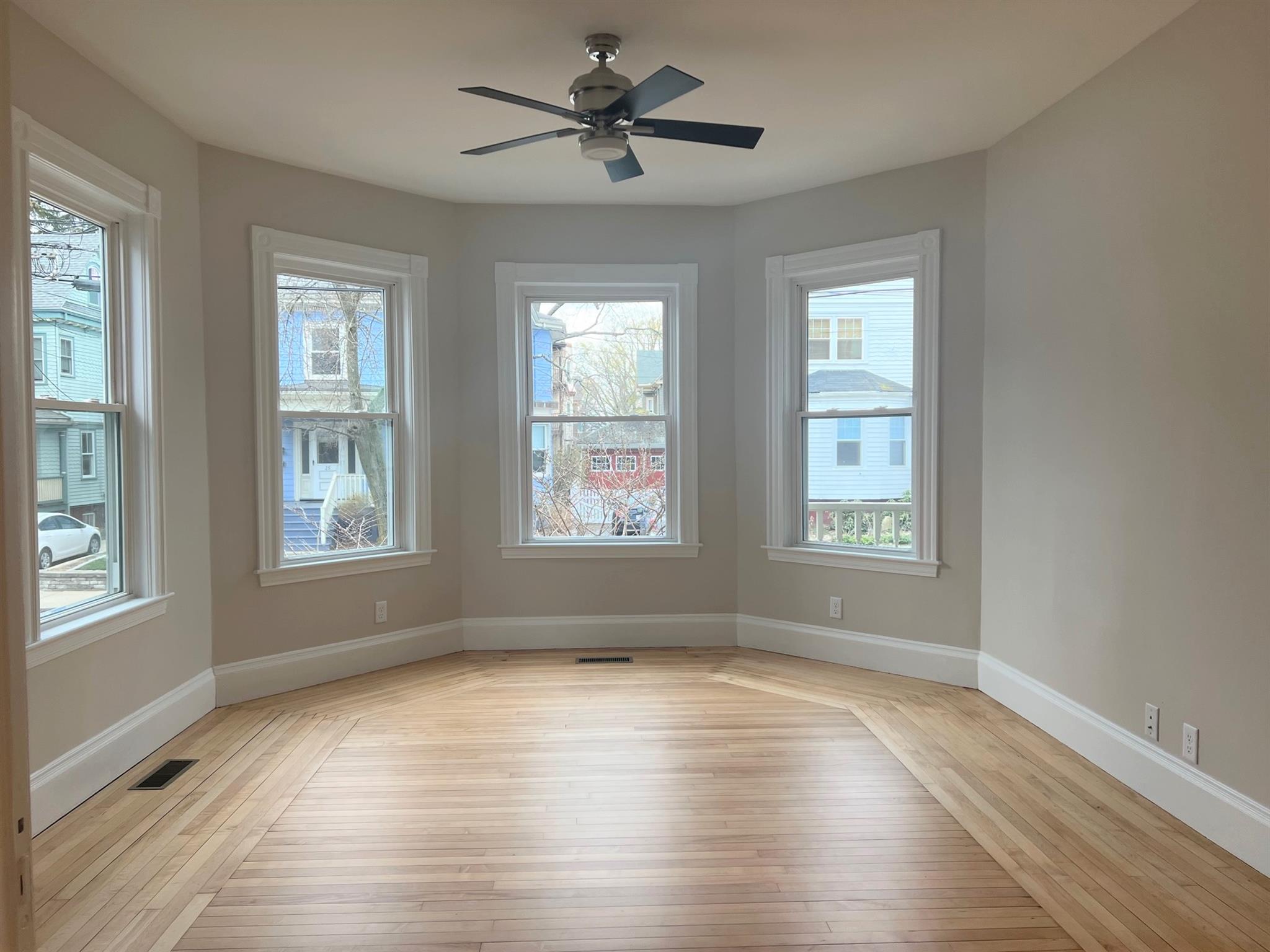 22 Kidder Ave, Davis Square