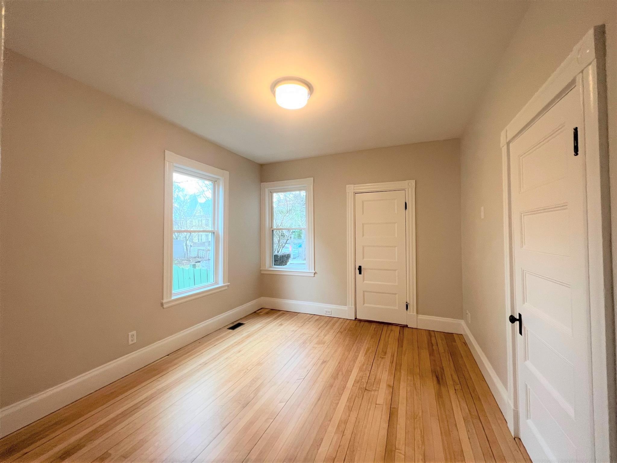 22 Kidder Ave, Powder House Square