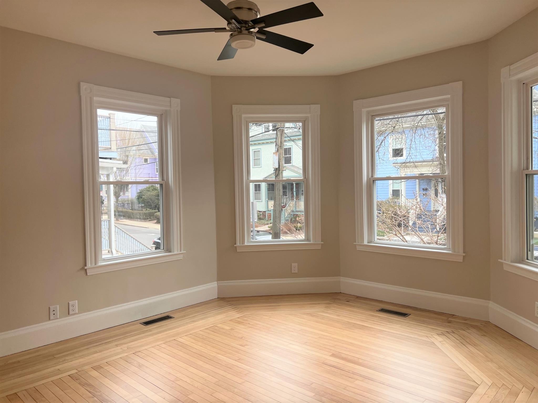 22 Kidder Ave, Powder House Square