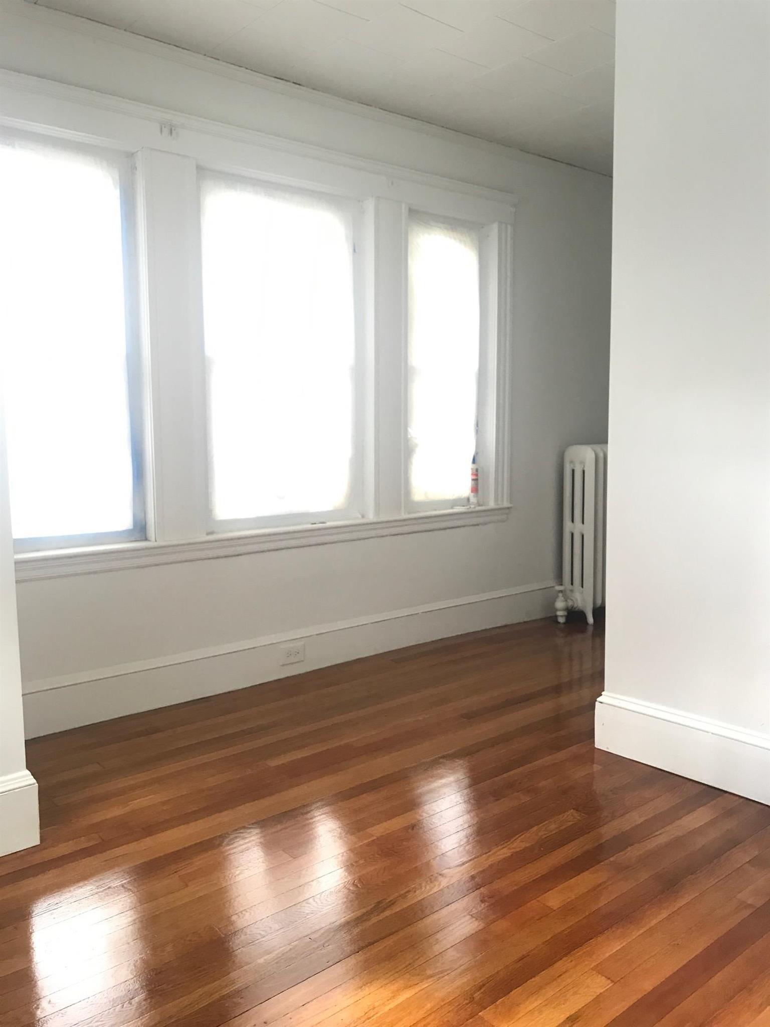 8 Endicott Ave, Teele Square