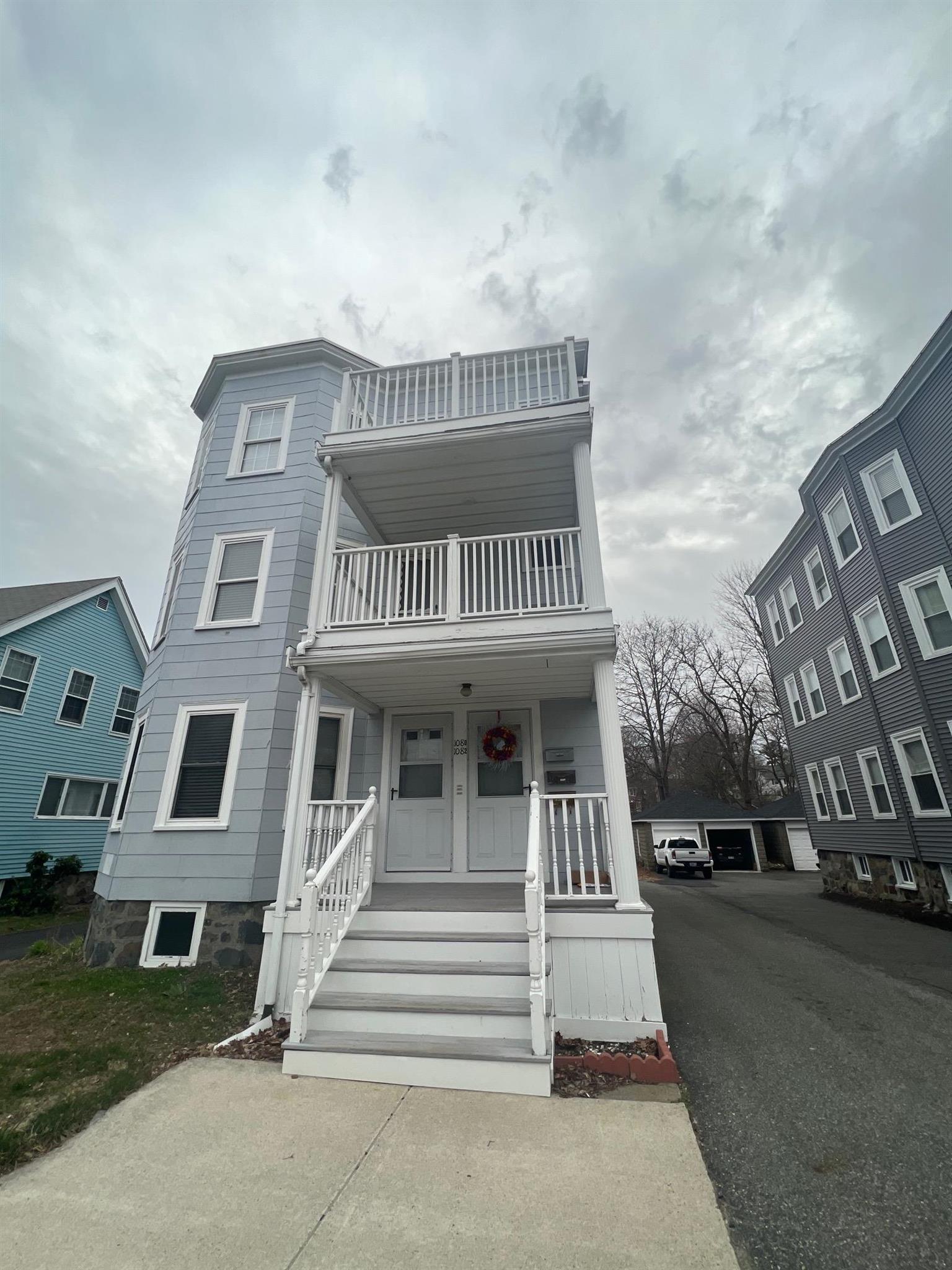 1080 Main St, Melrose Highlands