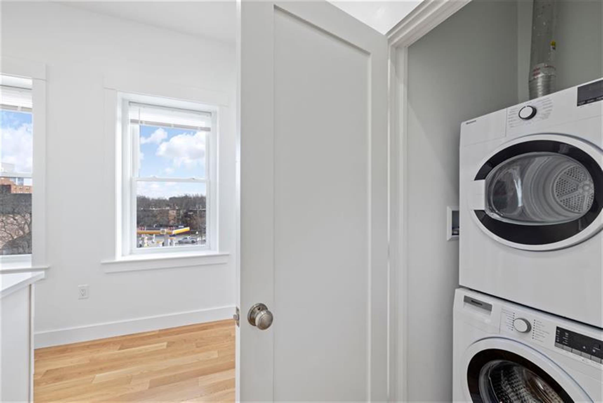 406 Columbia St, Inman Square