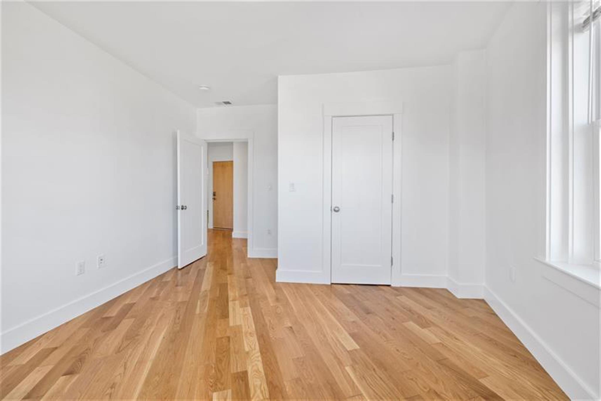 406 Columbia St, Central Square