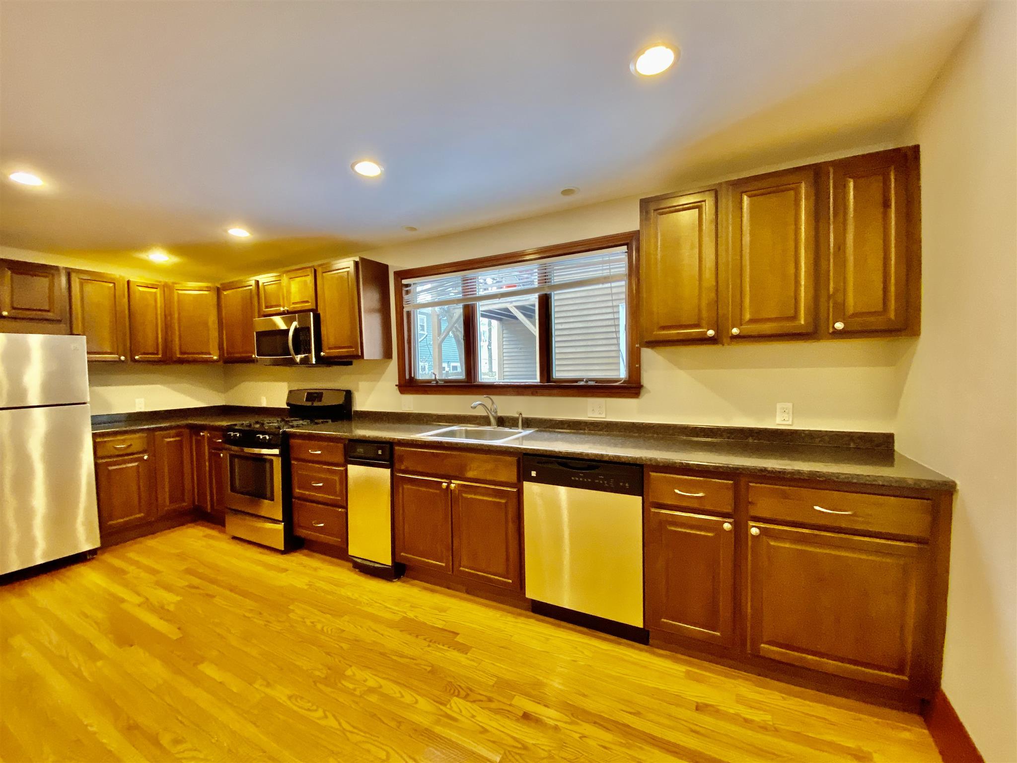 36 Speridakis Ter, Cambridgeport
