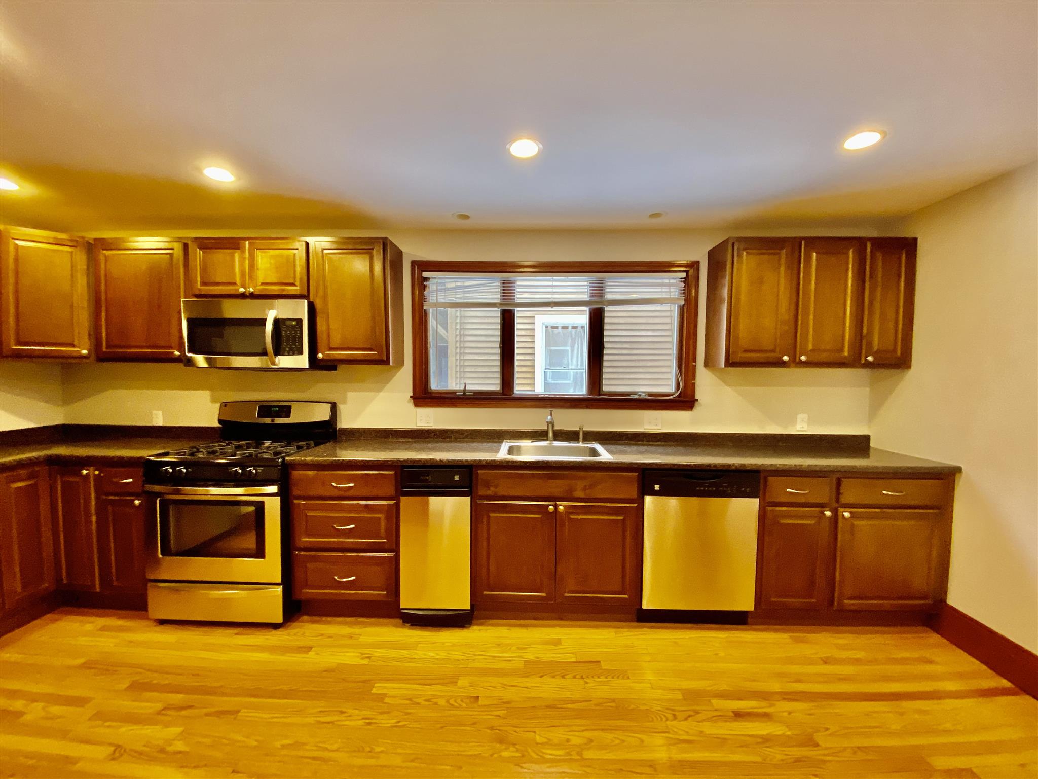 36 Speridakis Ter, Central Square