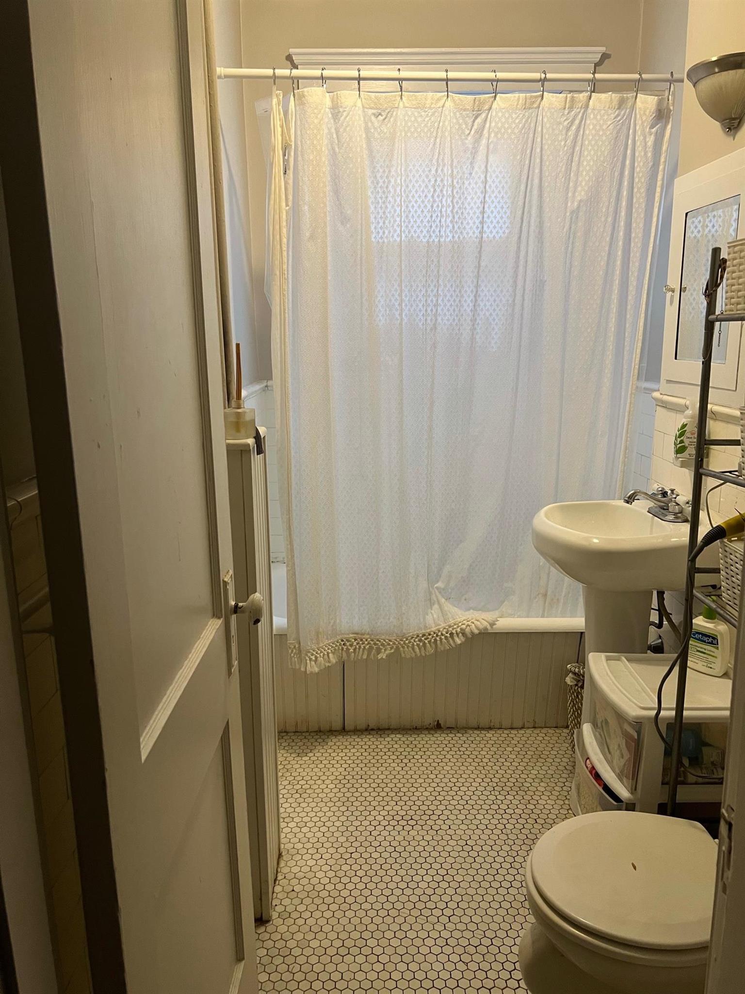 11 Gray St, Porter Square