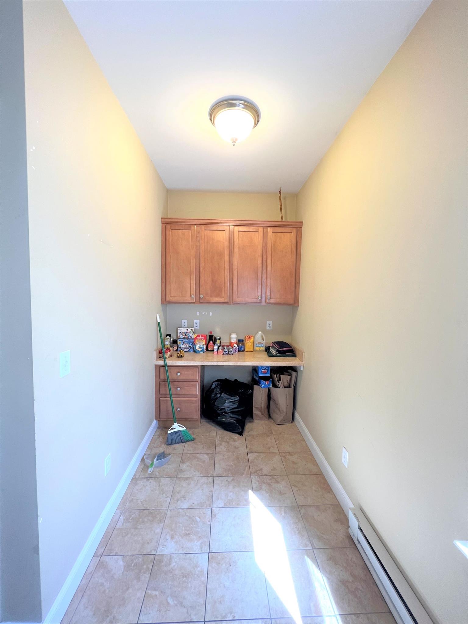 223 Holland St, Davis Square