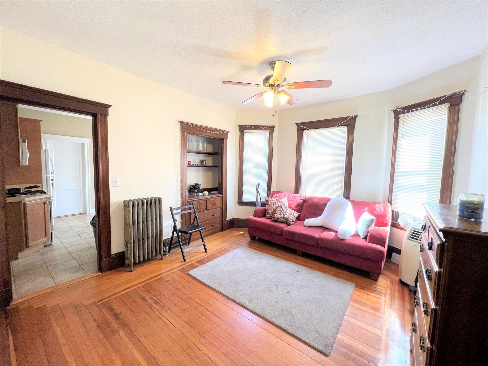 223 Holland St, Davis Square