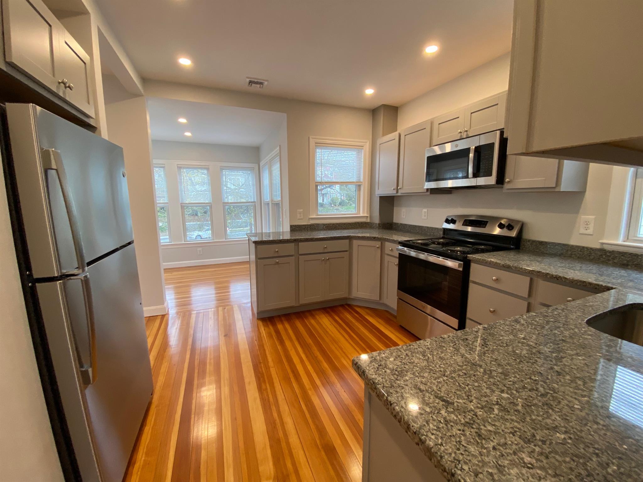 10 Trapelo Rd, Belmont Center