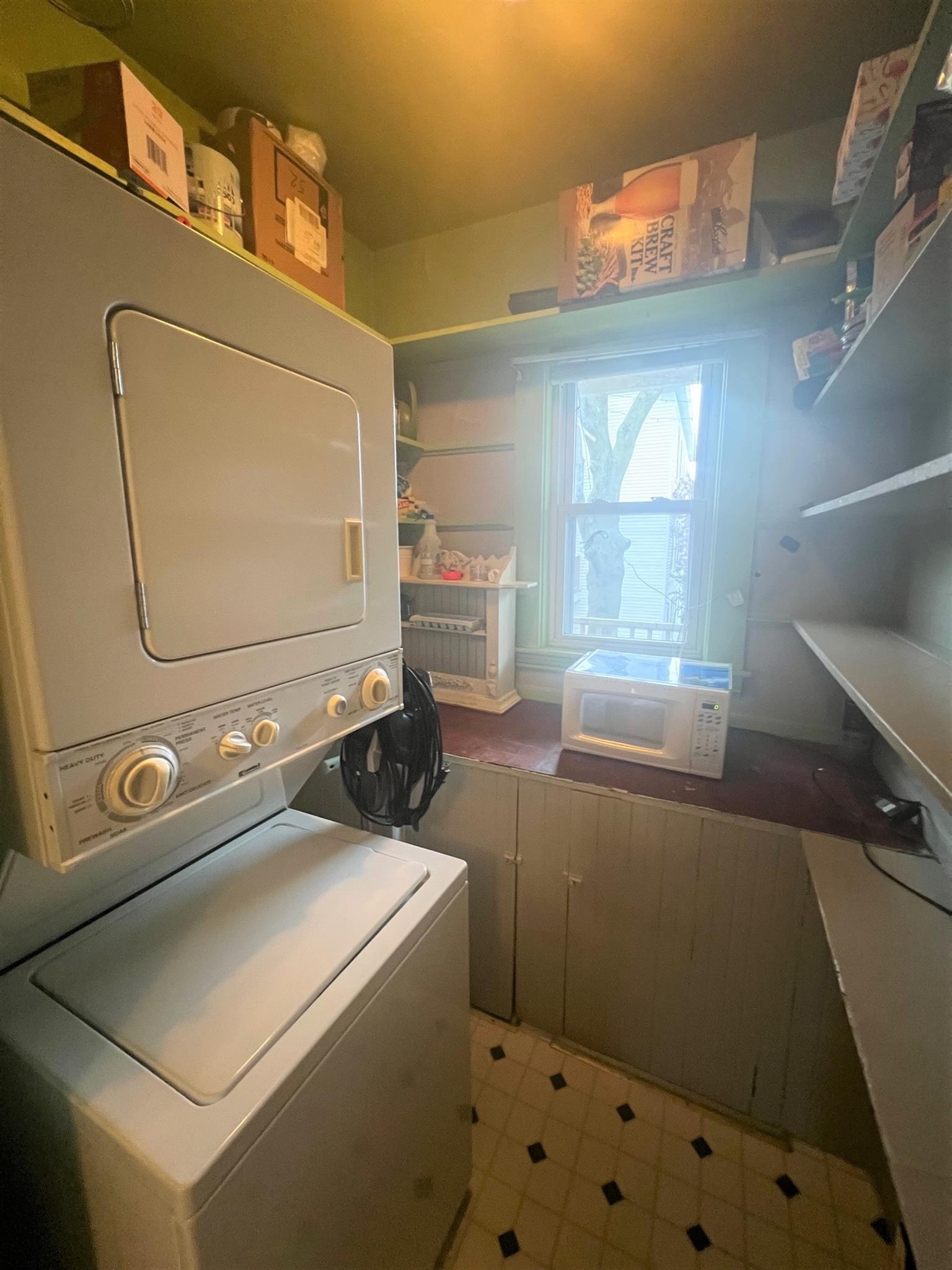 20 Alberta Ter, North Cambridge