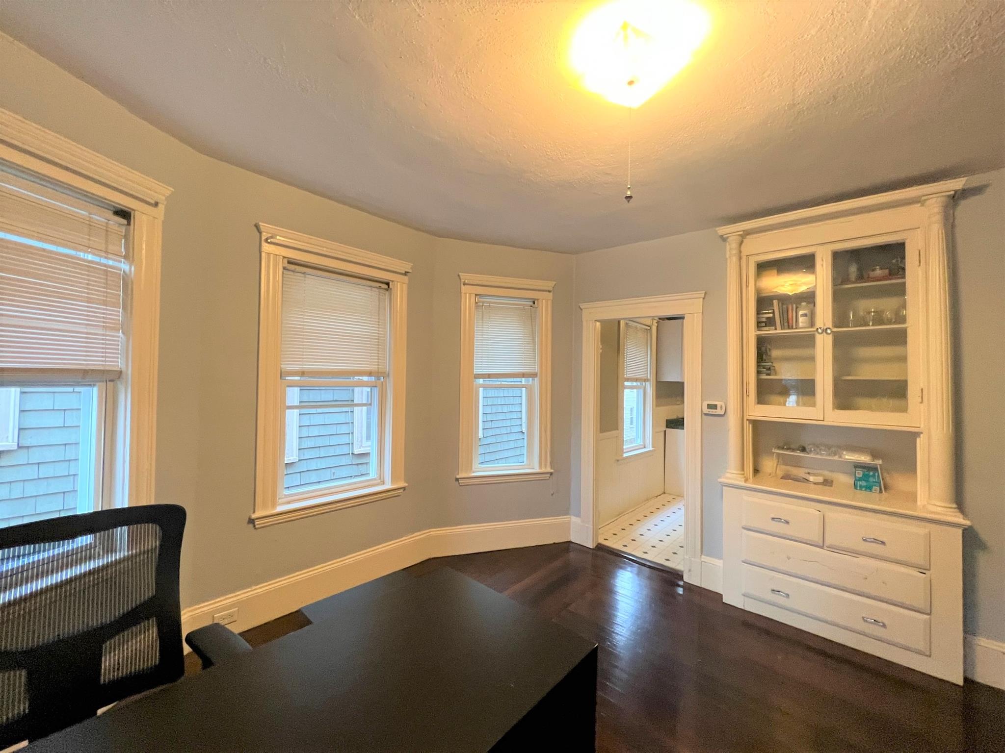 20 Alberta Ter, North Cambridge