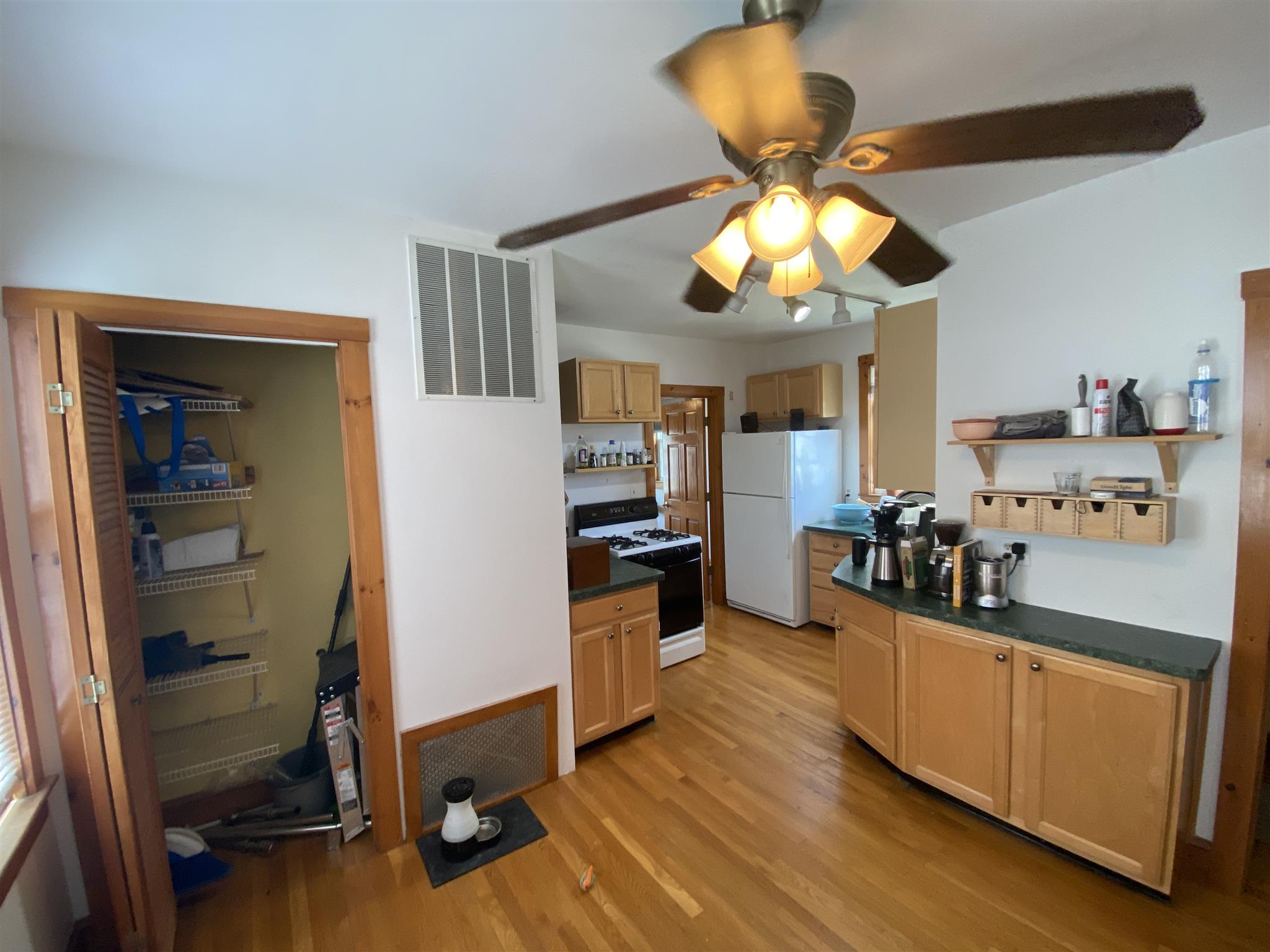 81 Tremont St, Central Square