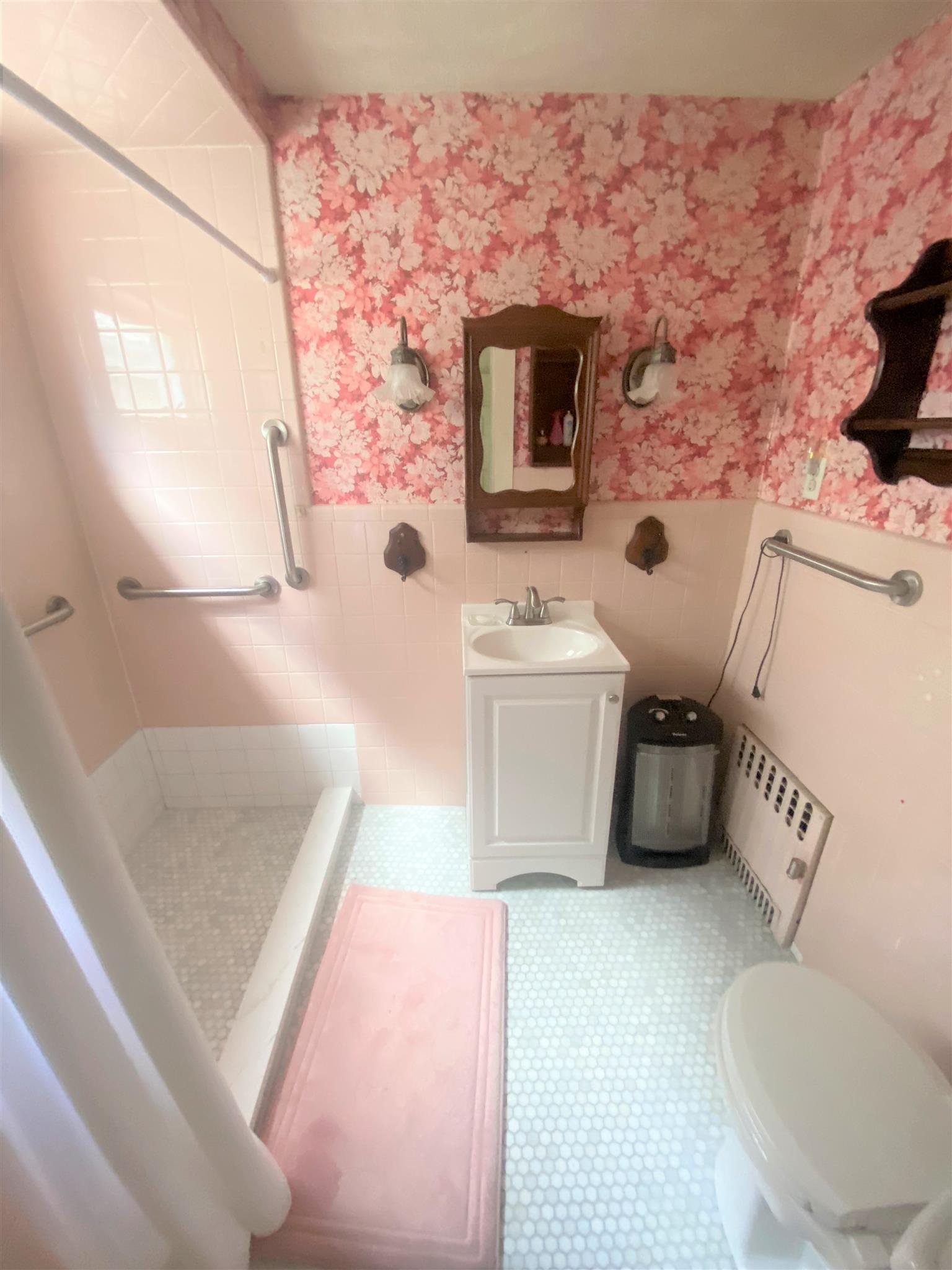 186 Powder House Blvd, Teele Square