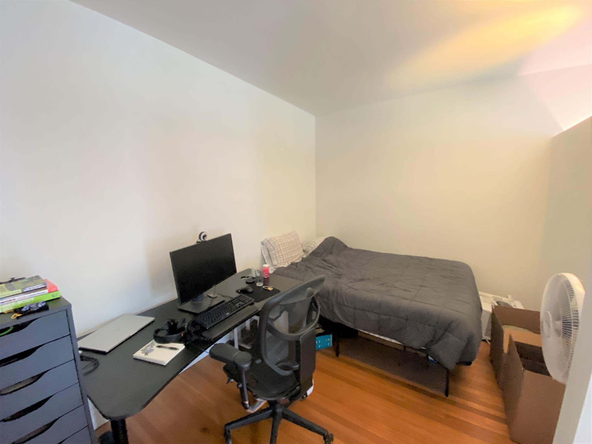 18 Centre St, Mid-Cambridge