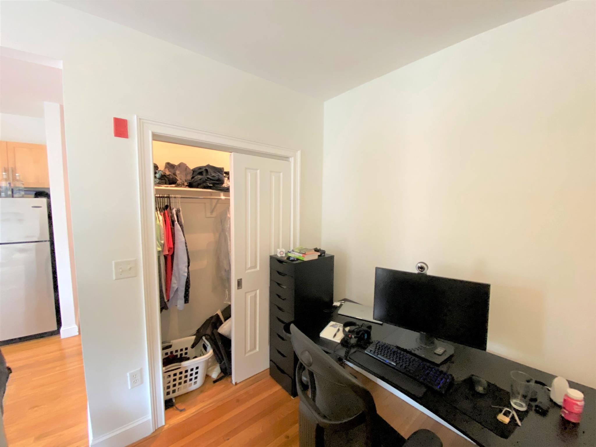 18 Centre St, Mid-Cambridge