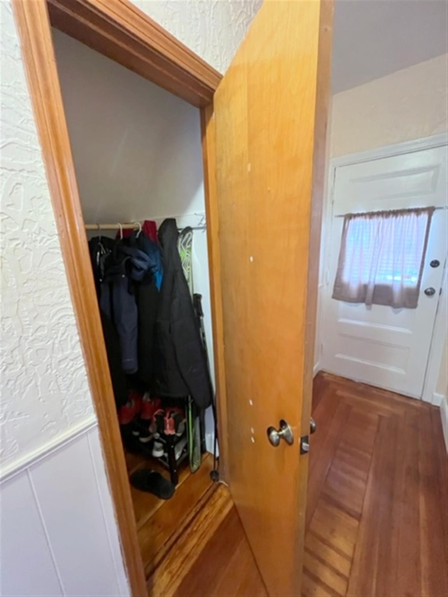 17 Cutter Ave, Davis Square