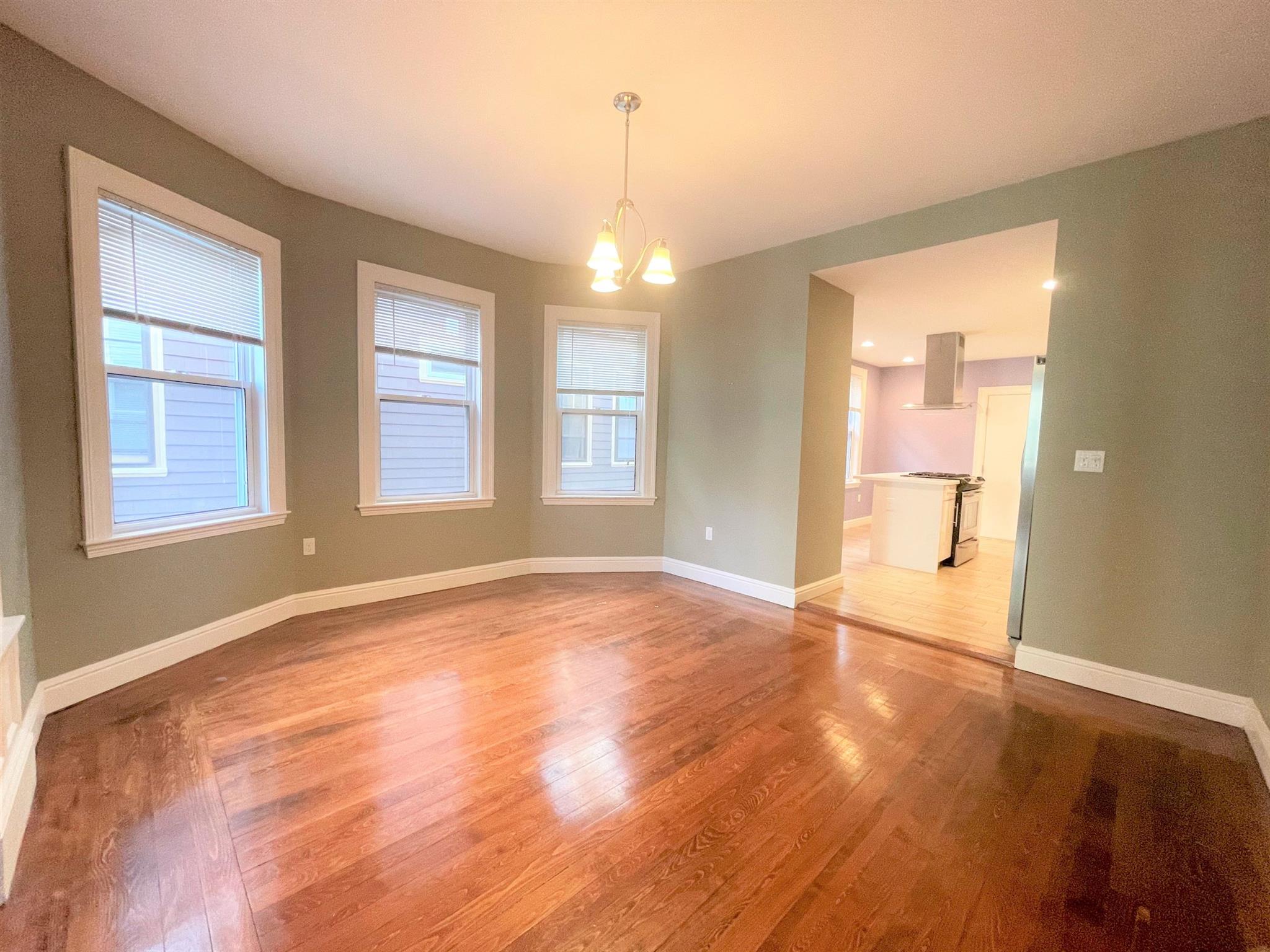 20 Marie Ave, Inman Square