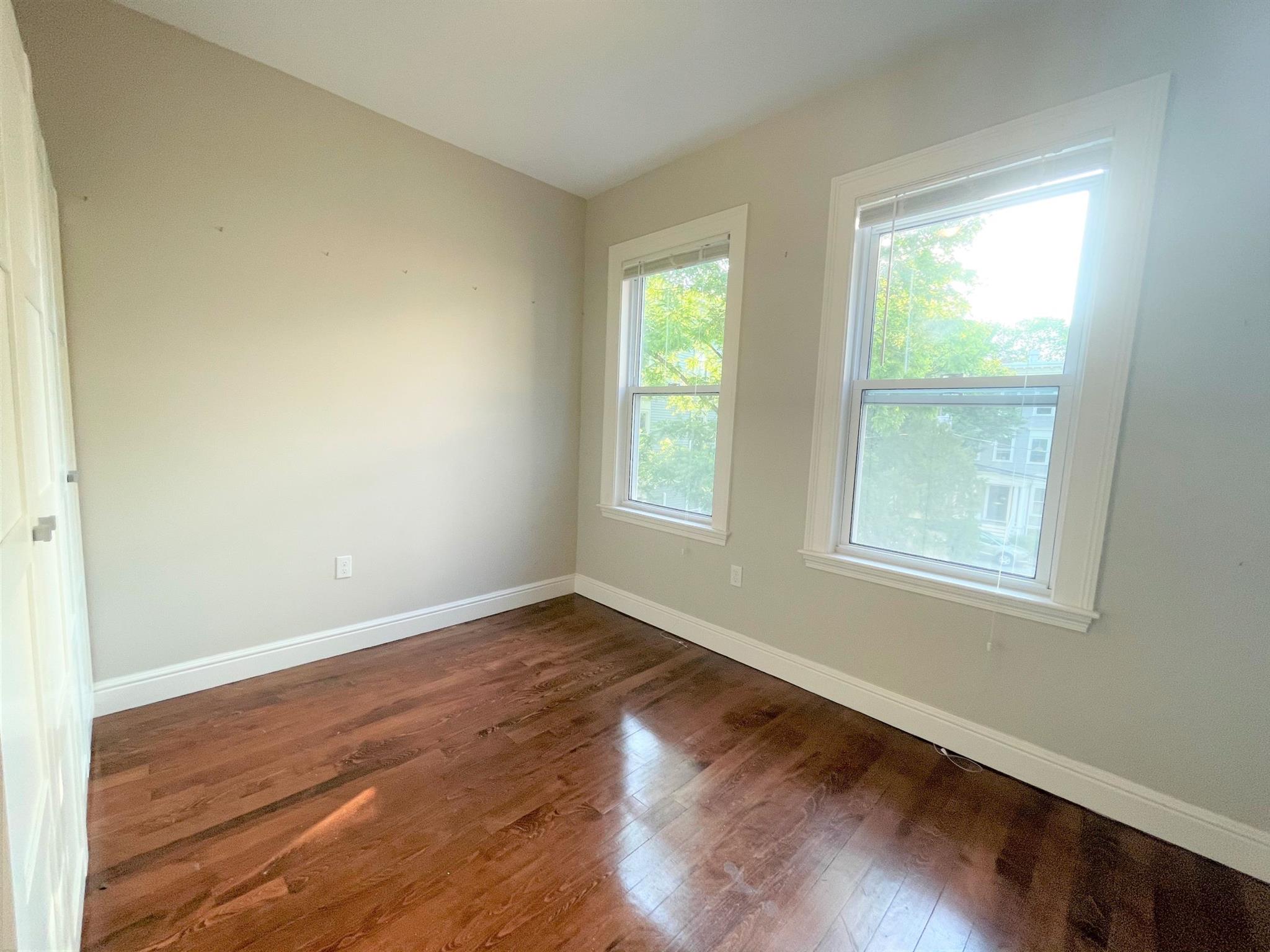 20 Marie Ave, Inman Square