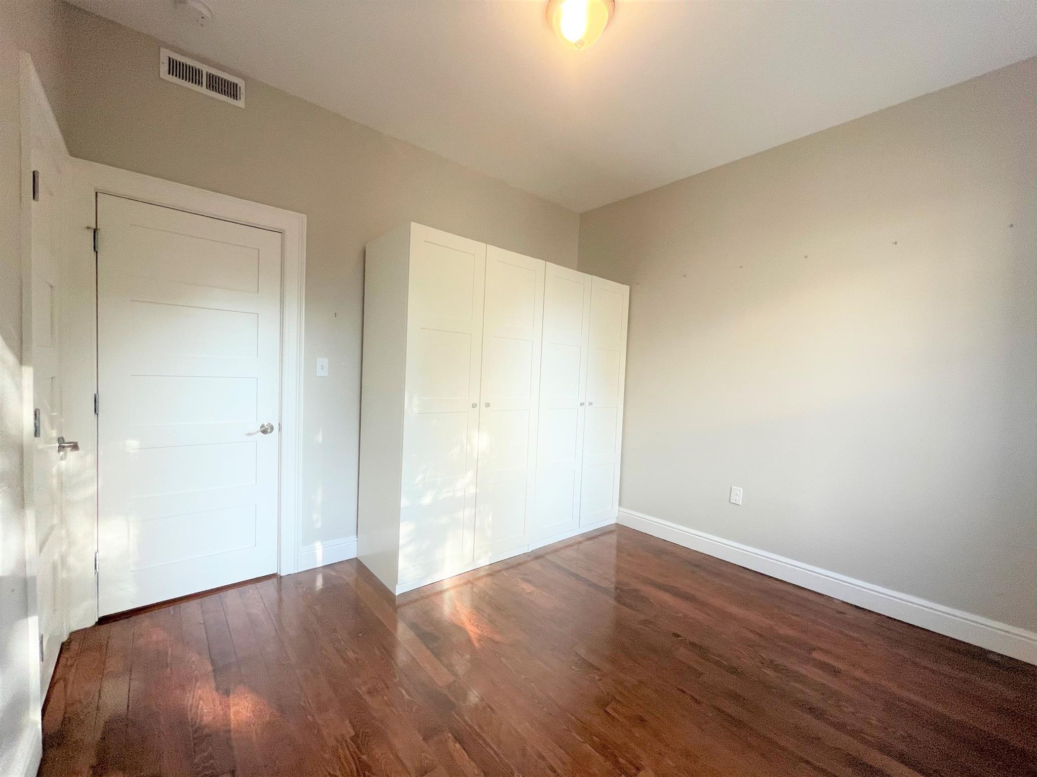 20 Marie Ave, Inman Square