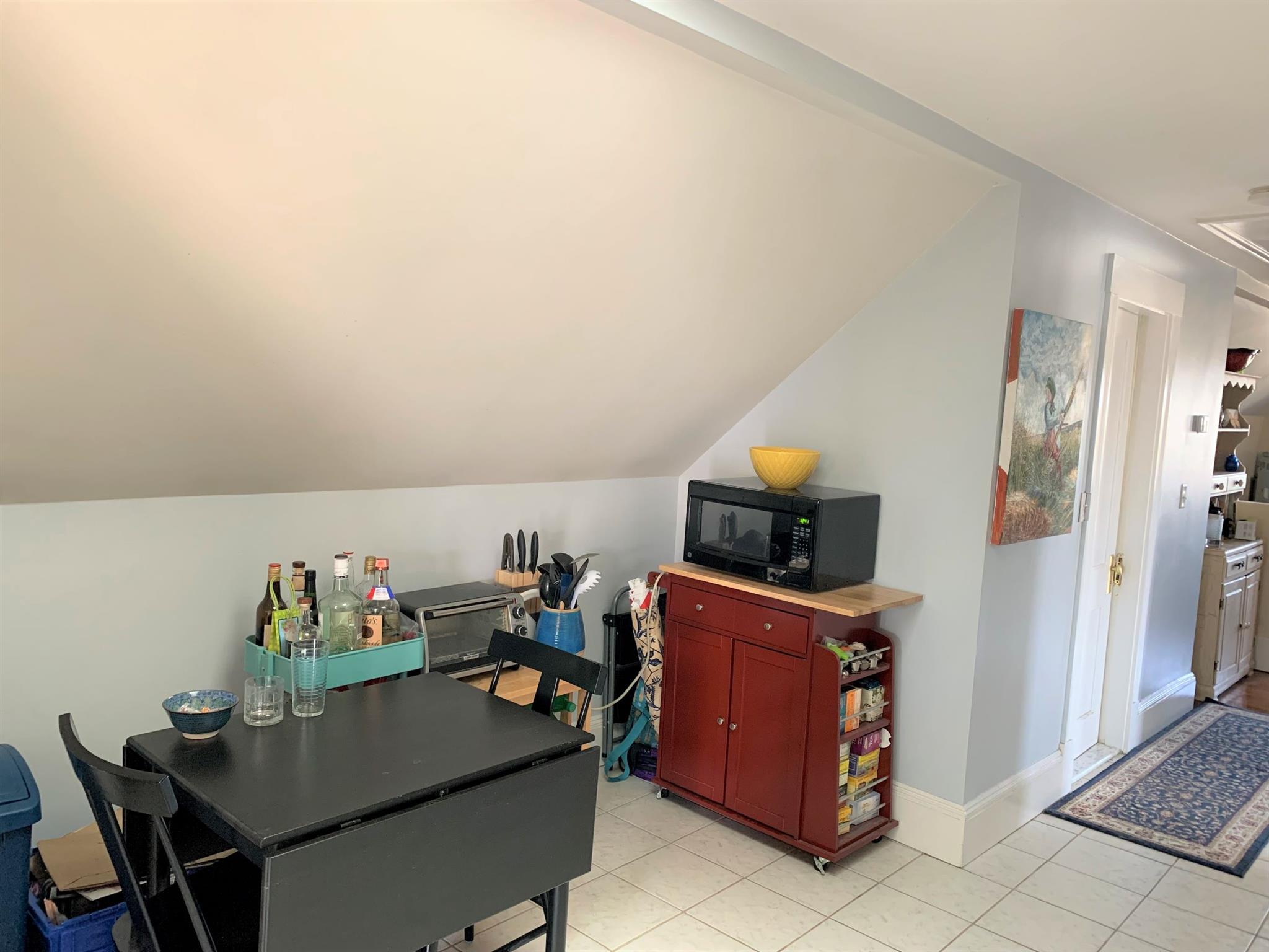 411 Main St, Medford