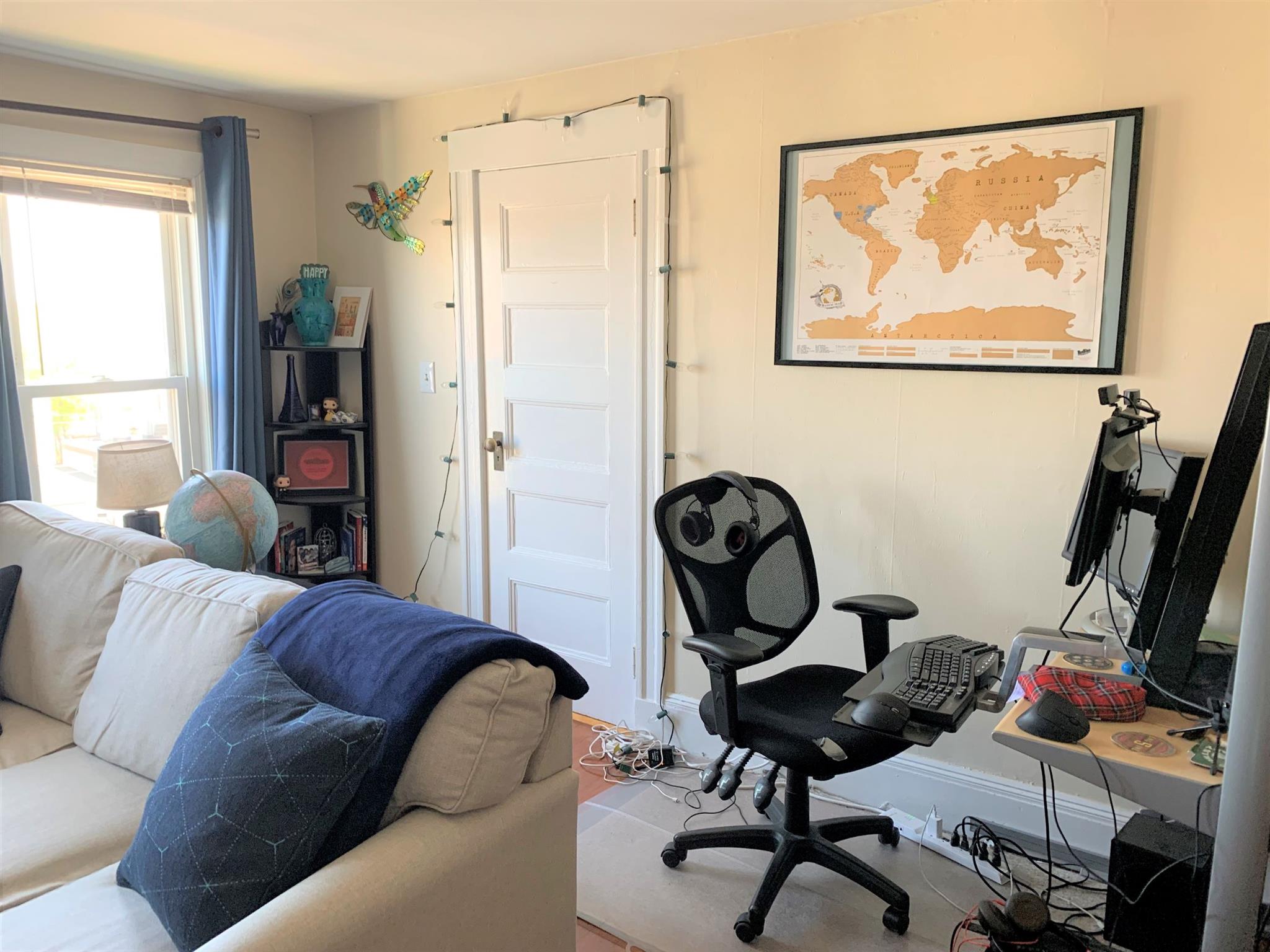 411 Main St, Medford