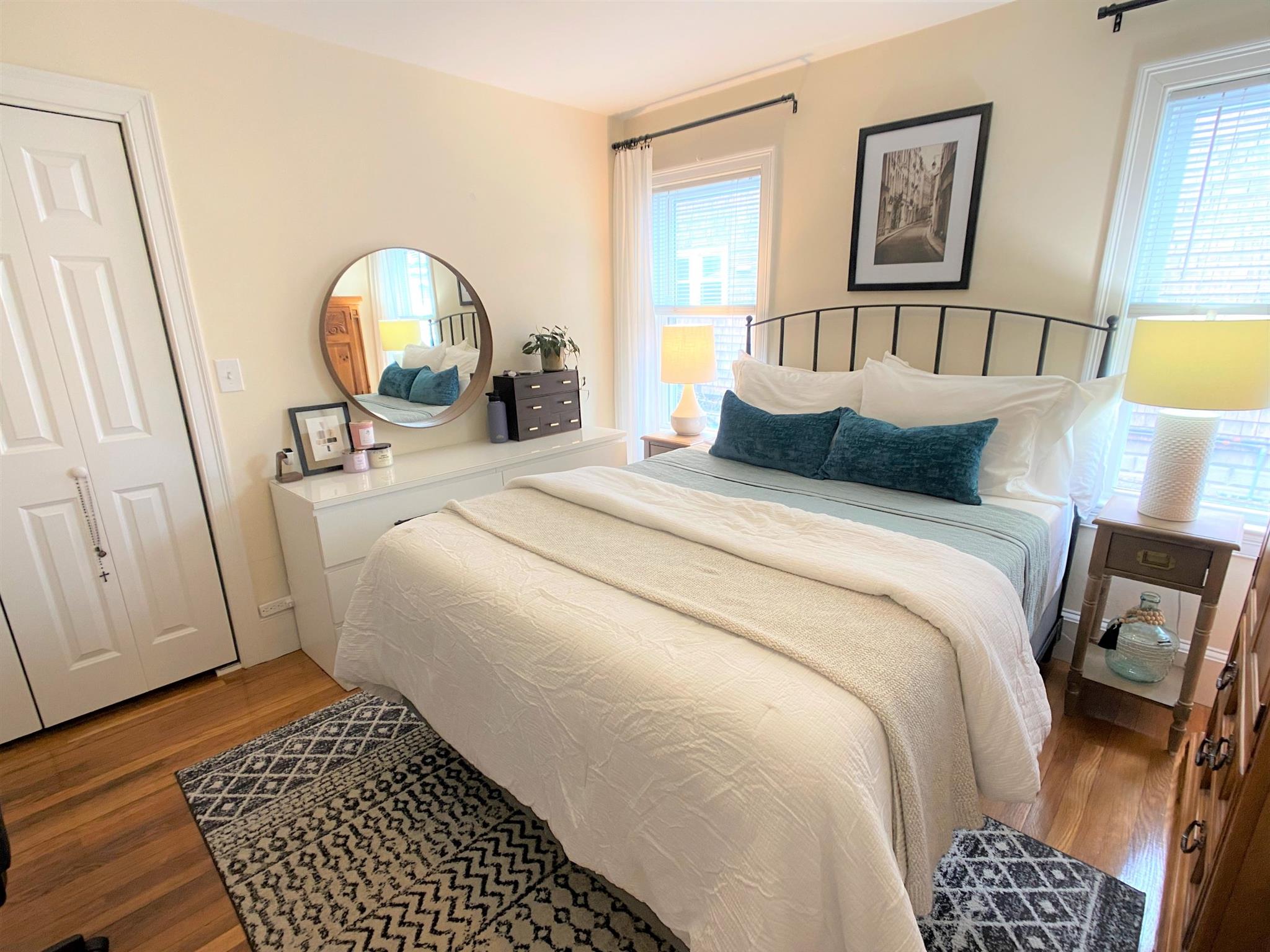 78 Ten Hills Rd, East Somerville