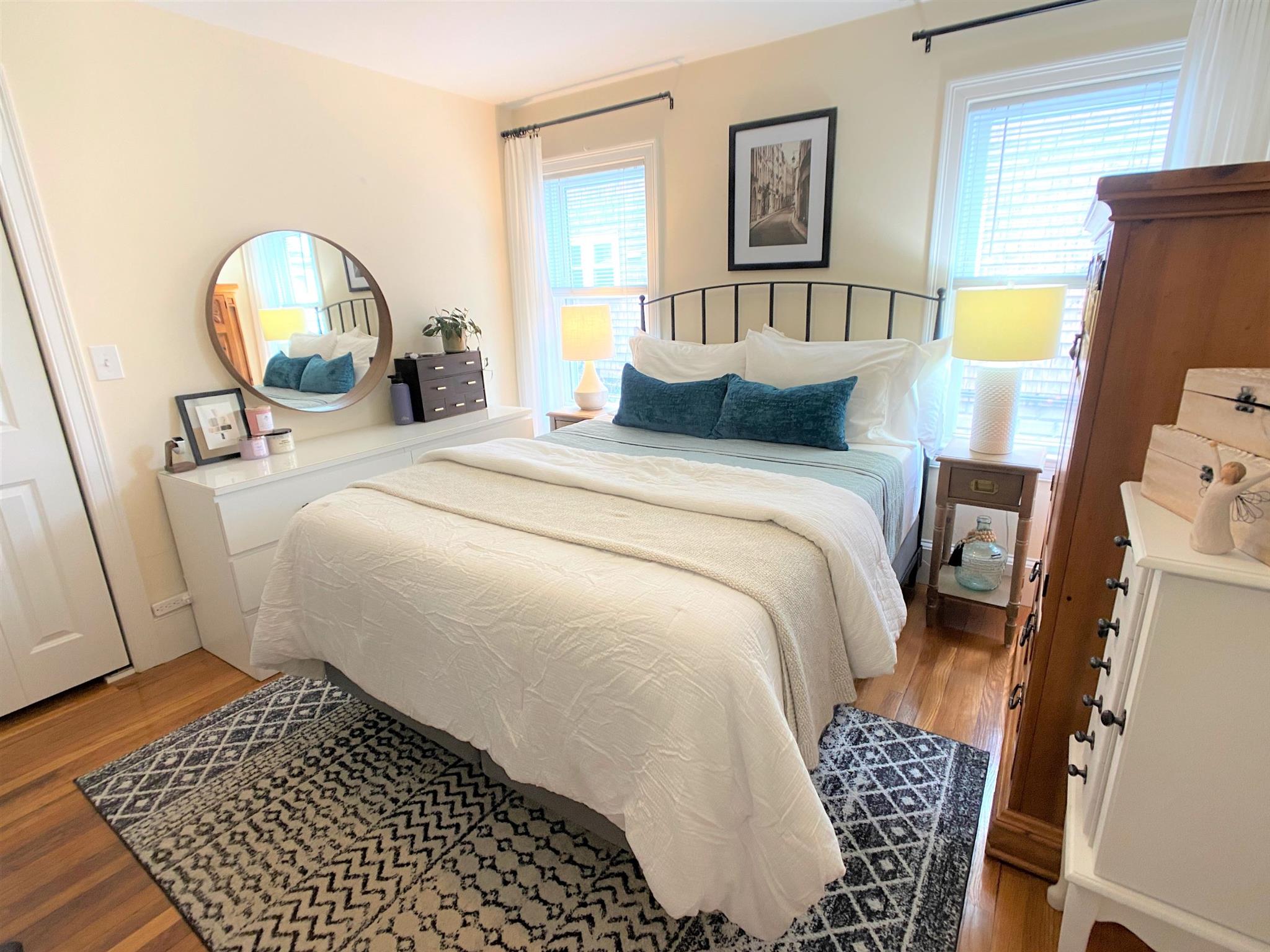 78 Ten Hills Rd, East Somerville