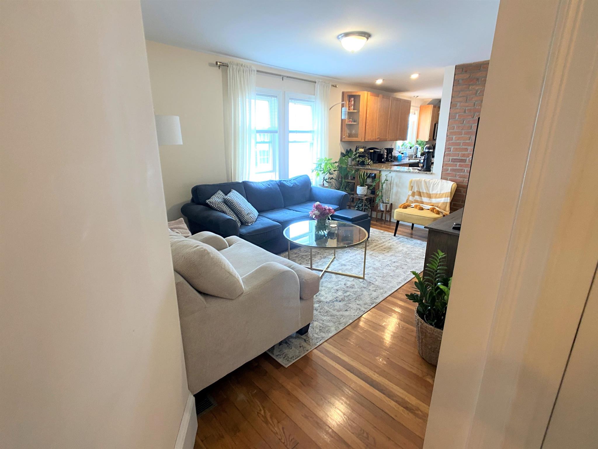 78 Ten Hills Rd, East Somerville