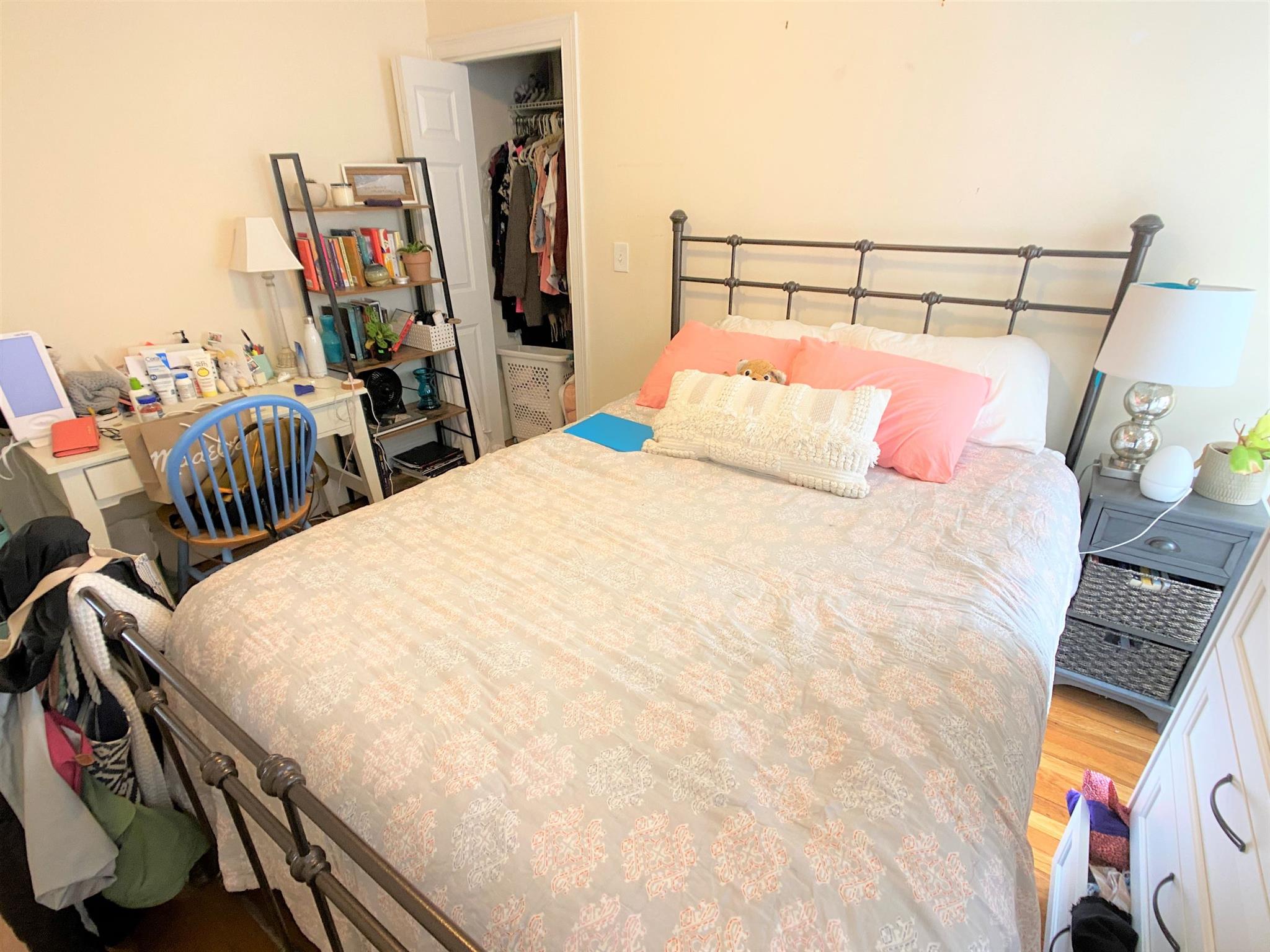 78 Ten Hills Rd, East Somerville