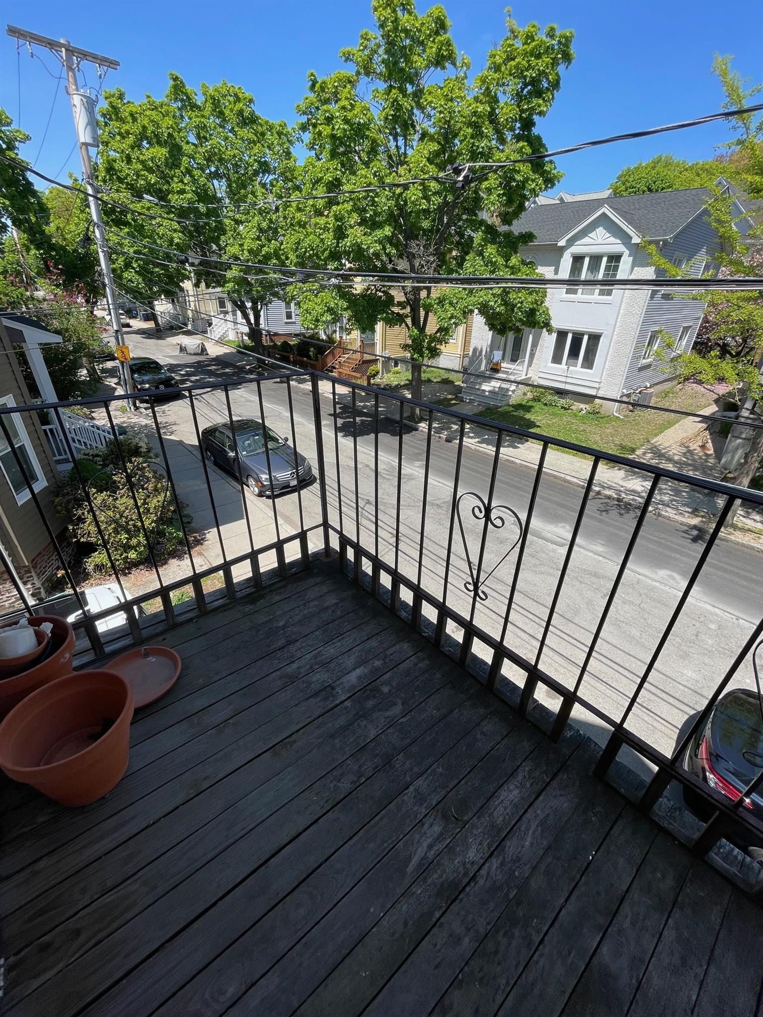 81 Winslow Ave, Davis Square