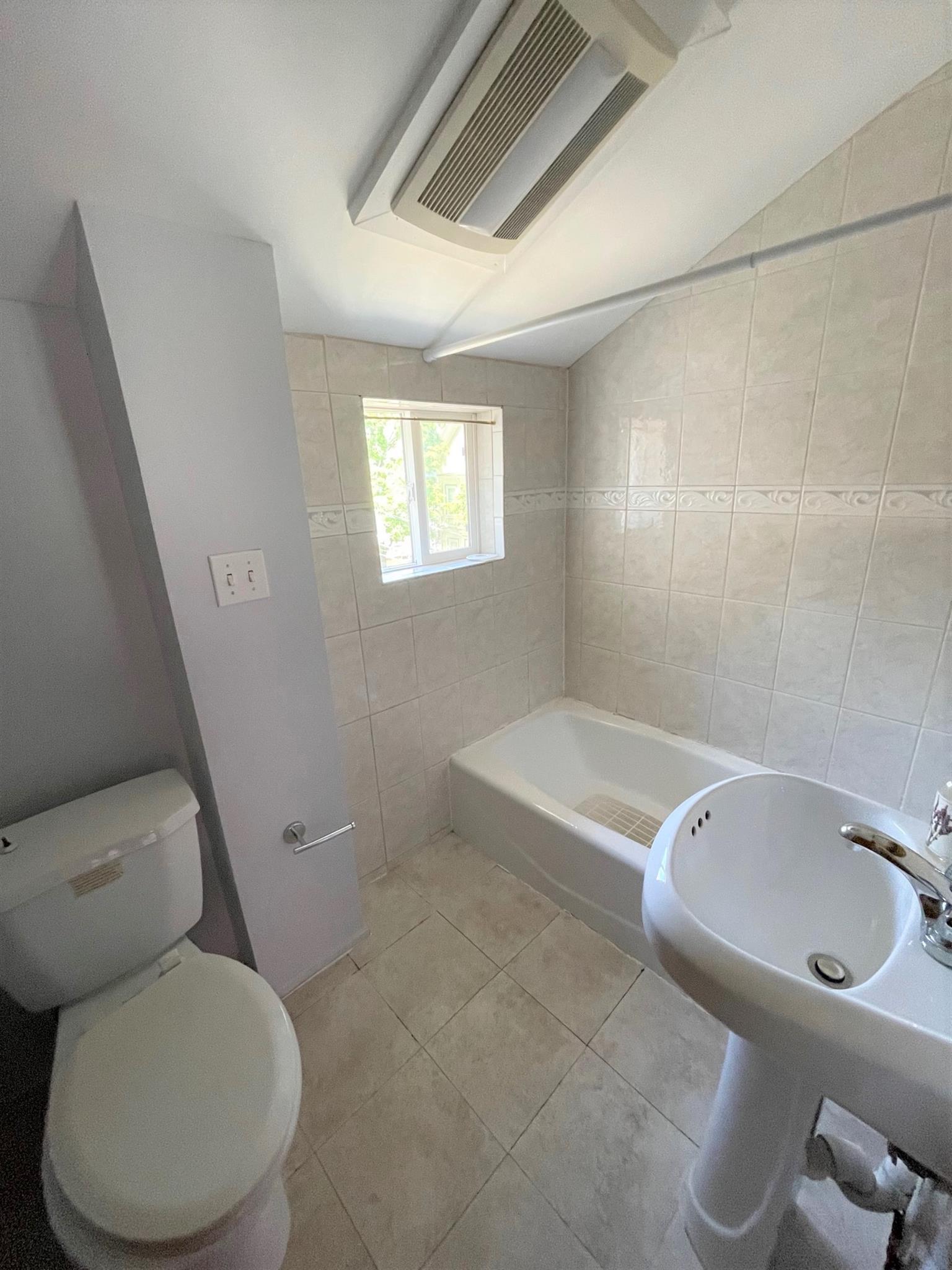 81 Winslow Ave, Davis Square