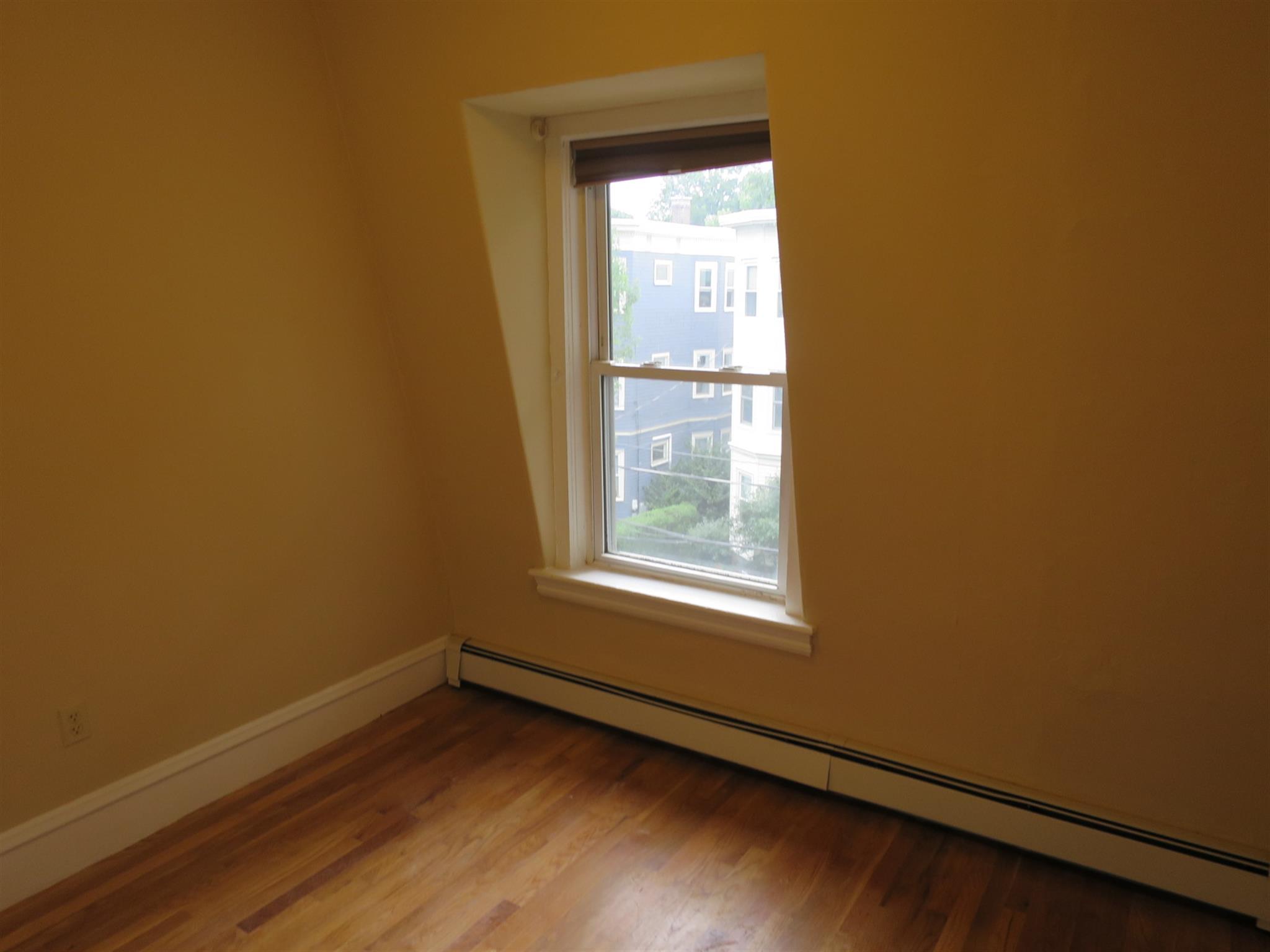 12.5 Tufts St, Cambridgeport