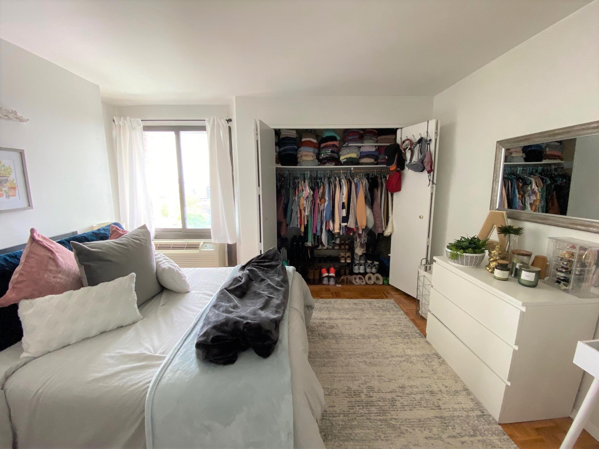 1105 Massachusetts Ave, Harvard Square