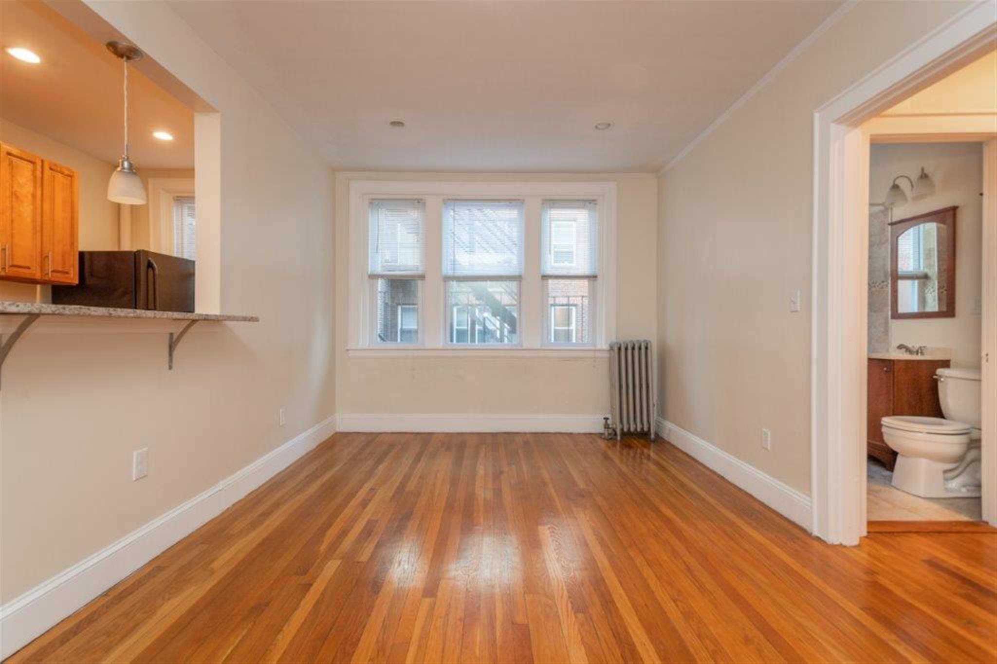 136 Highland Ave, Gilman Square