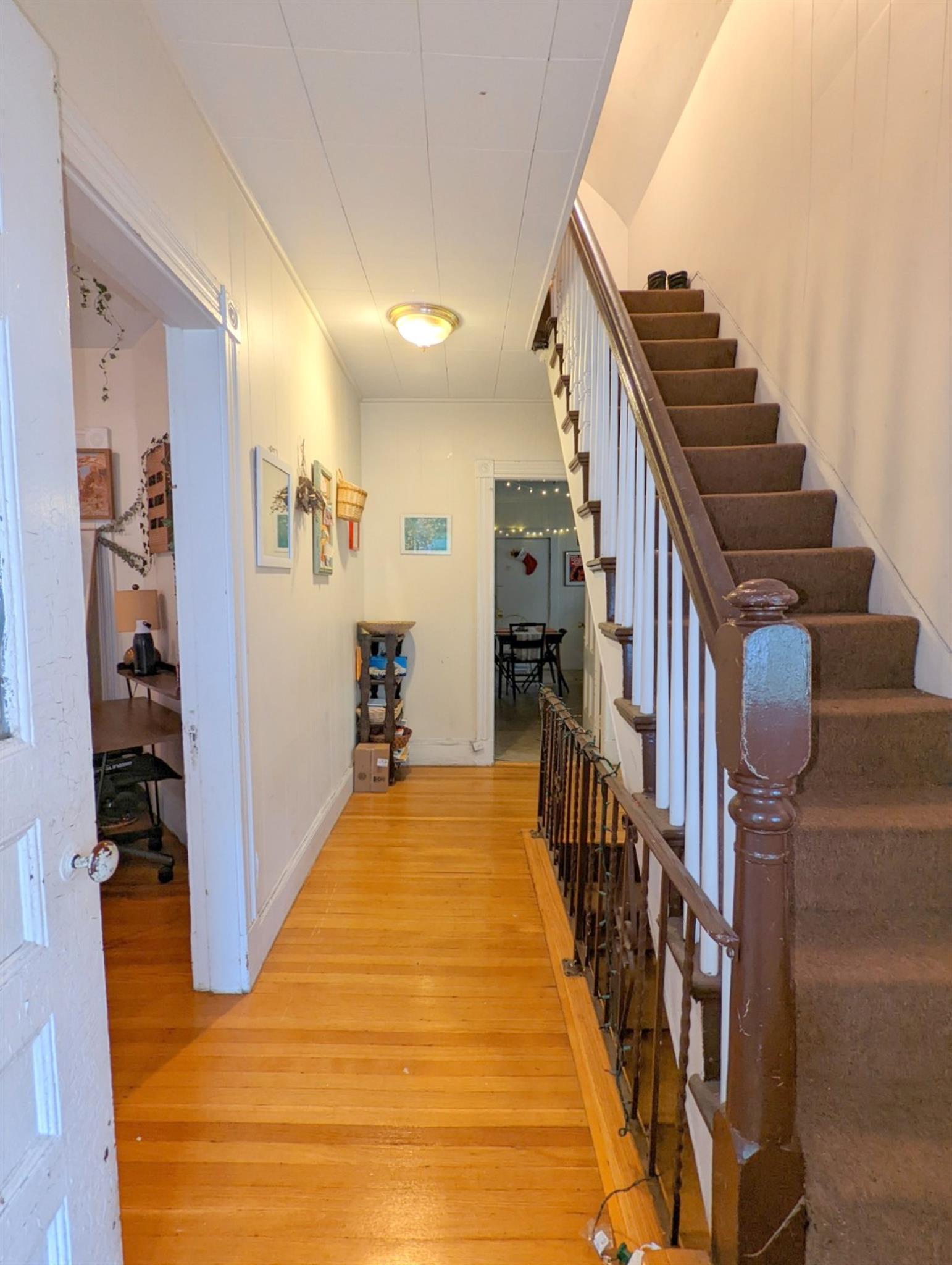 83 Yorktown St, Davis Square