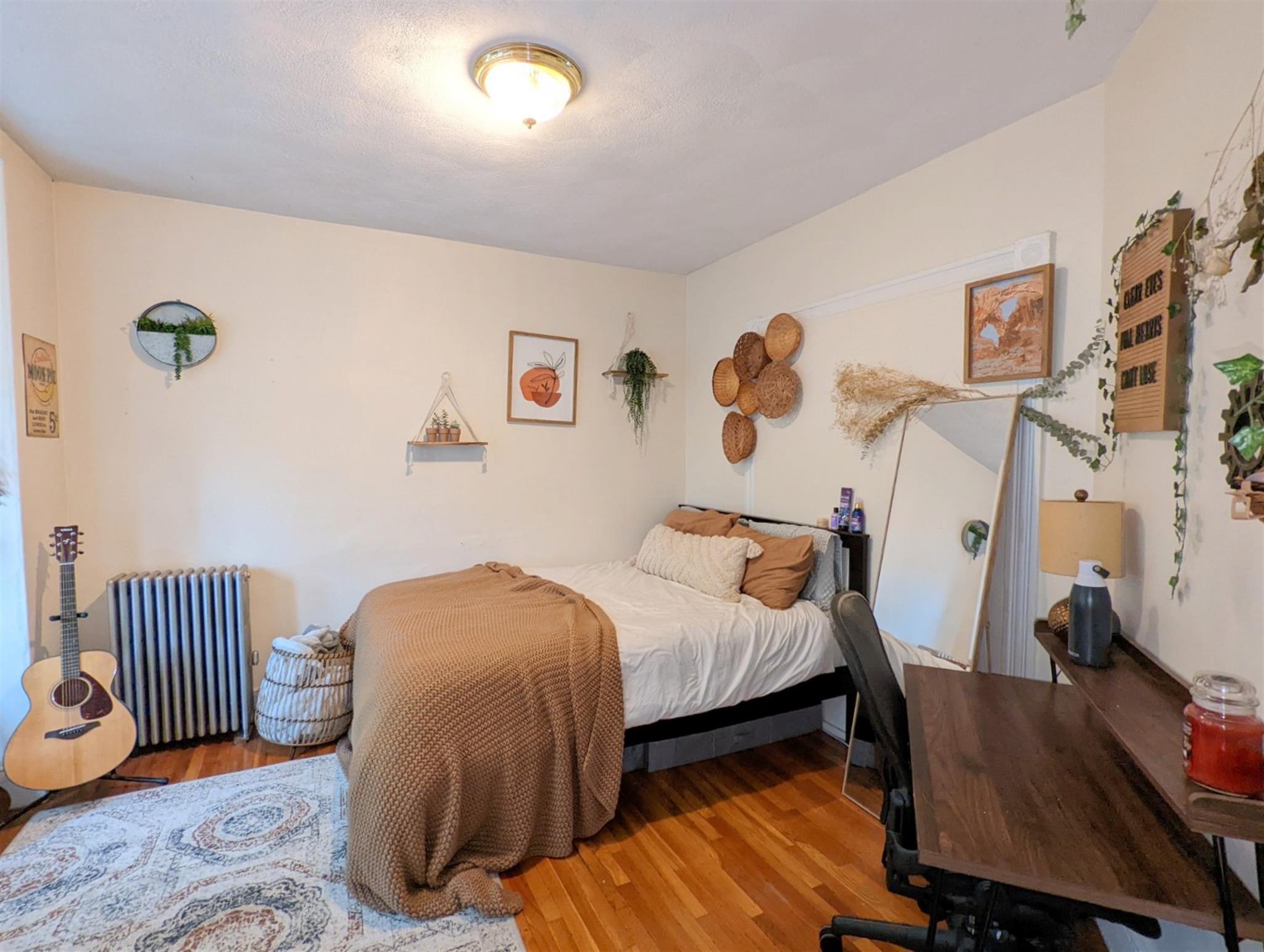 83 Yorktown St, Davis Square