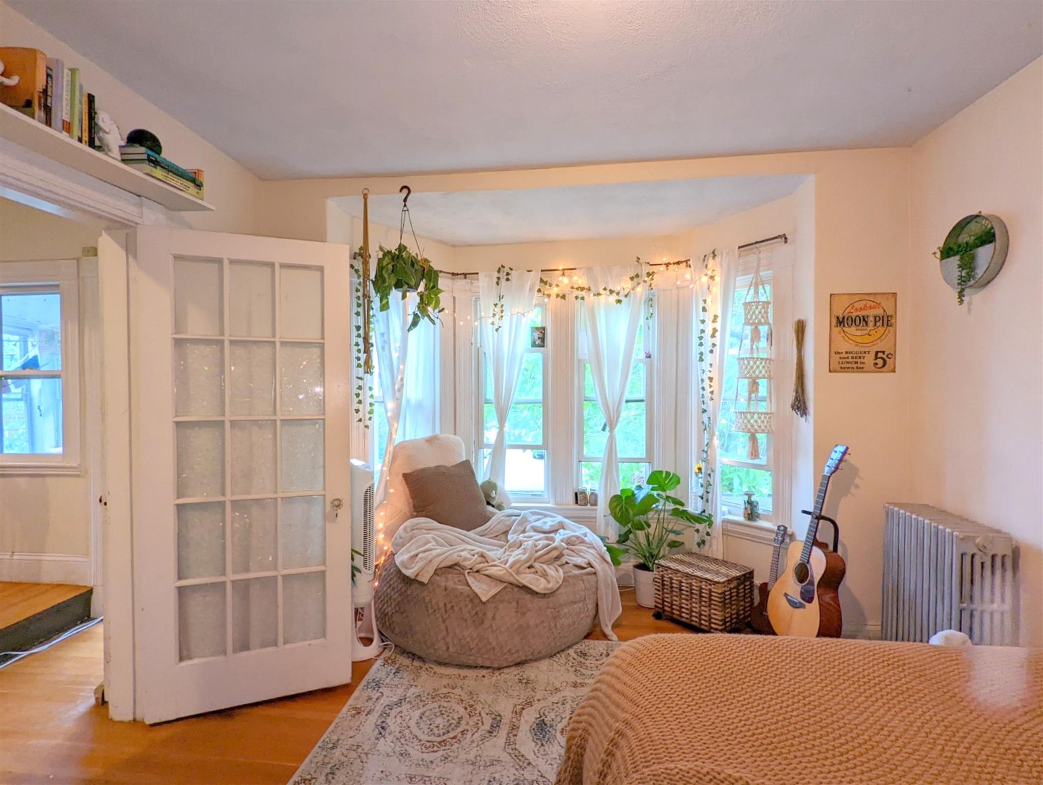 83 Yorktown St, Davis Square