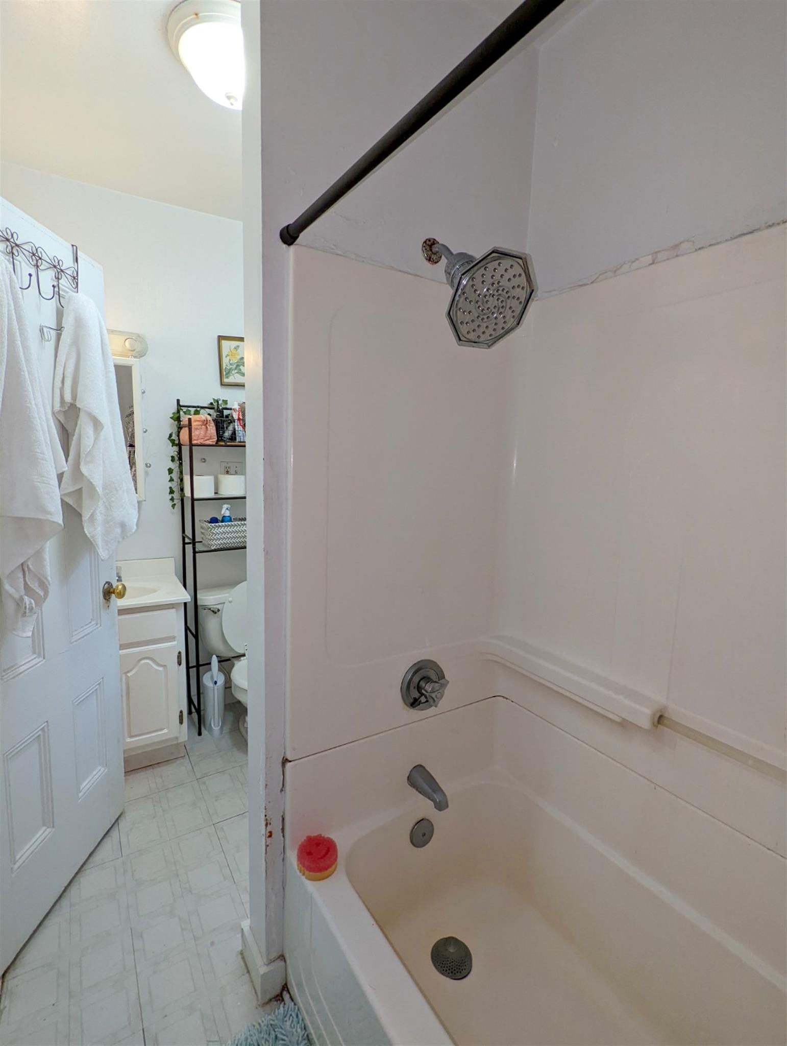 83 Yorktown St, Davis Square