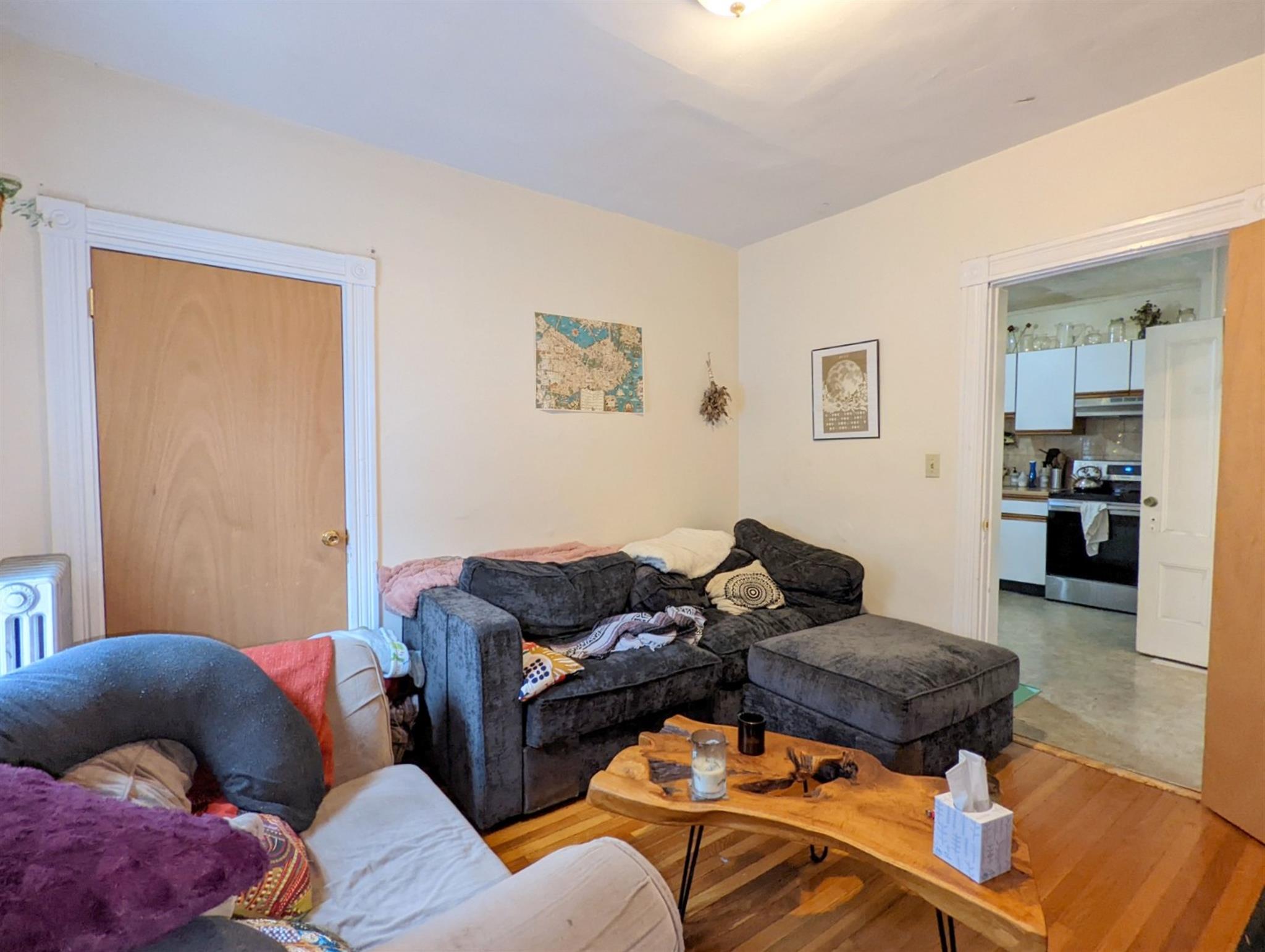 83 Yorktown St, Davis Square