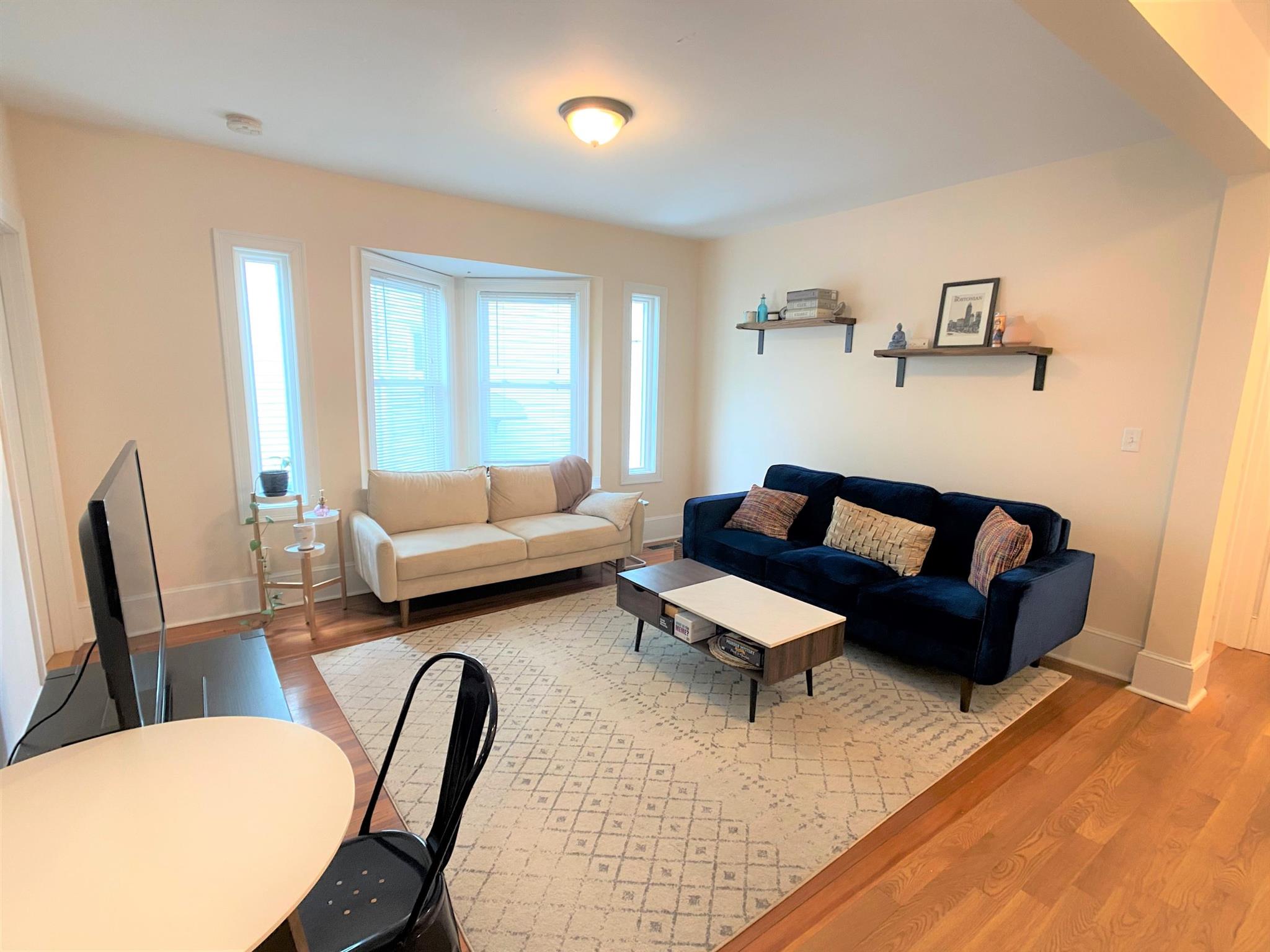 23 Willard Ave, Medford