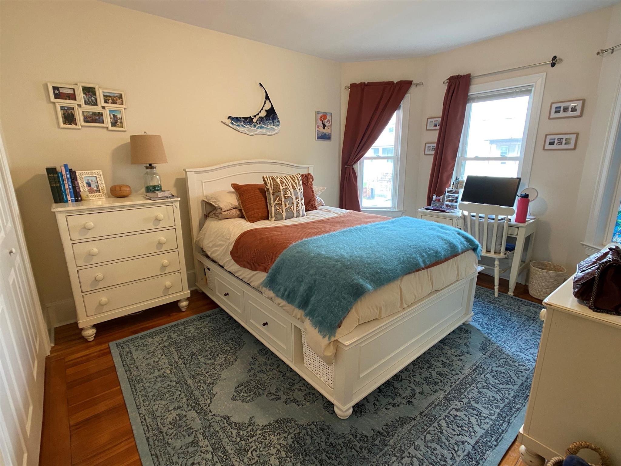 23 Willard Ave, Medford