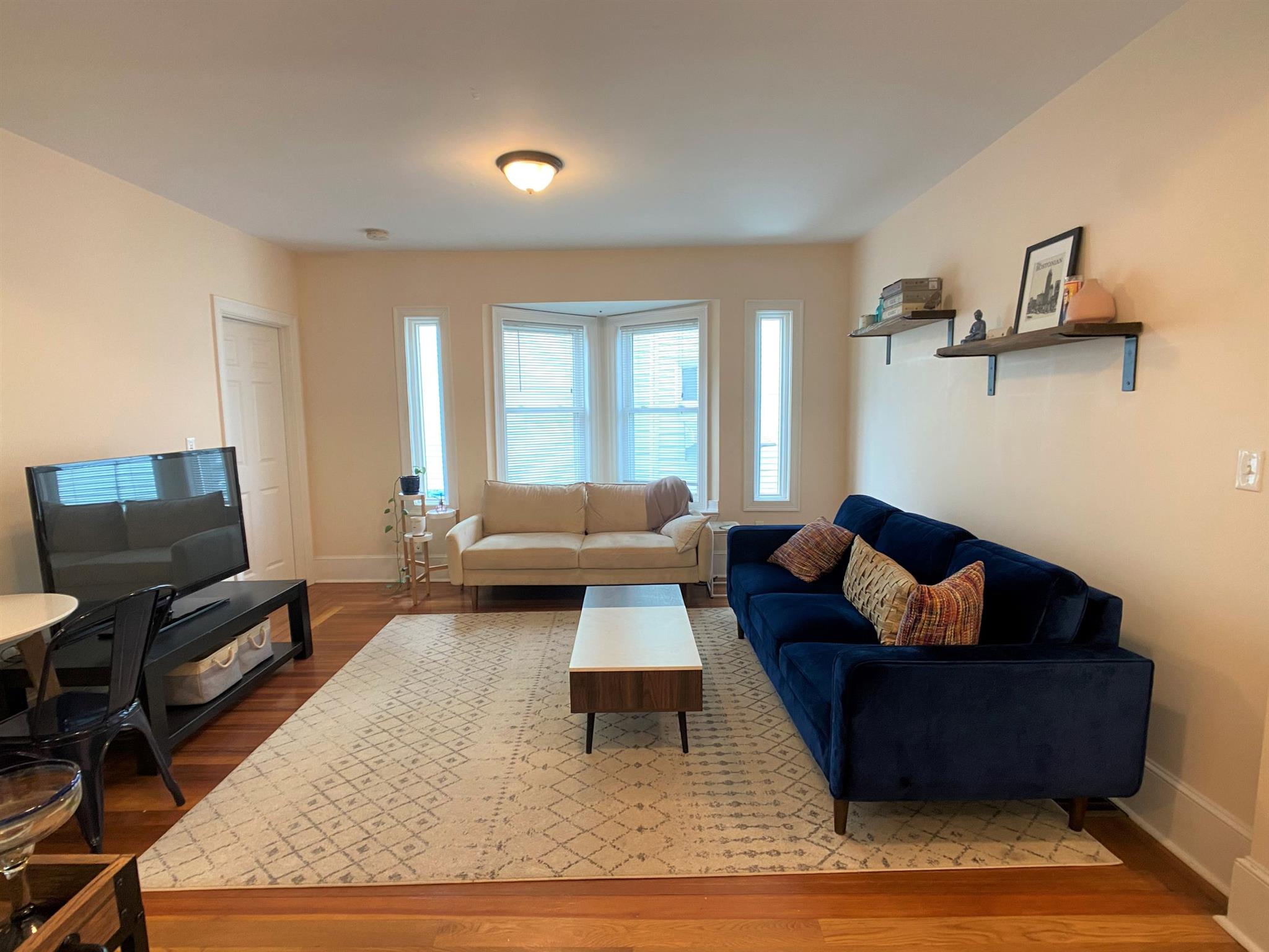 23 Willard Ave, Medford