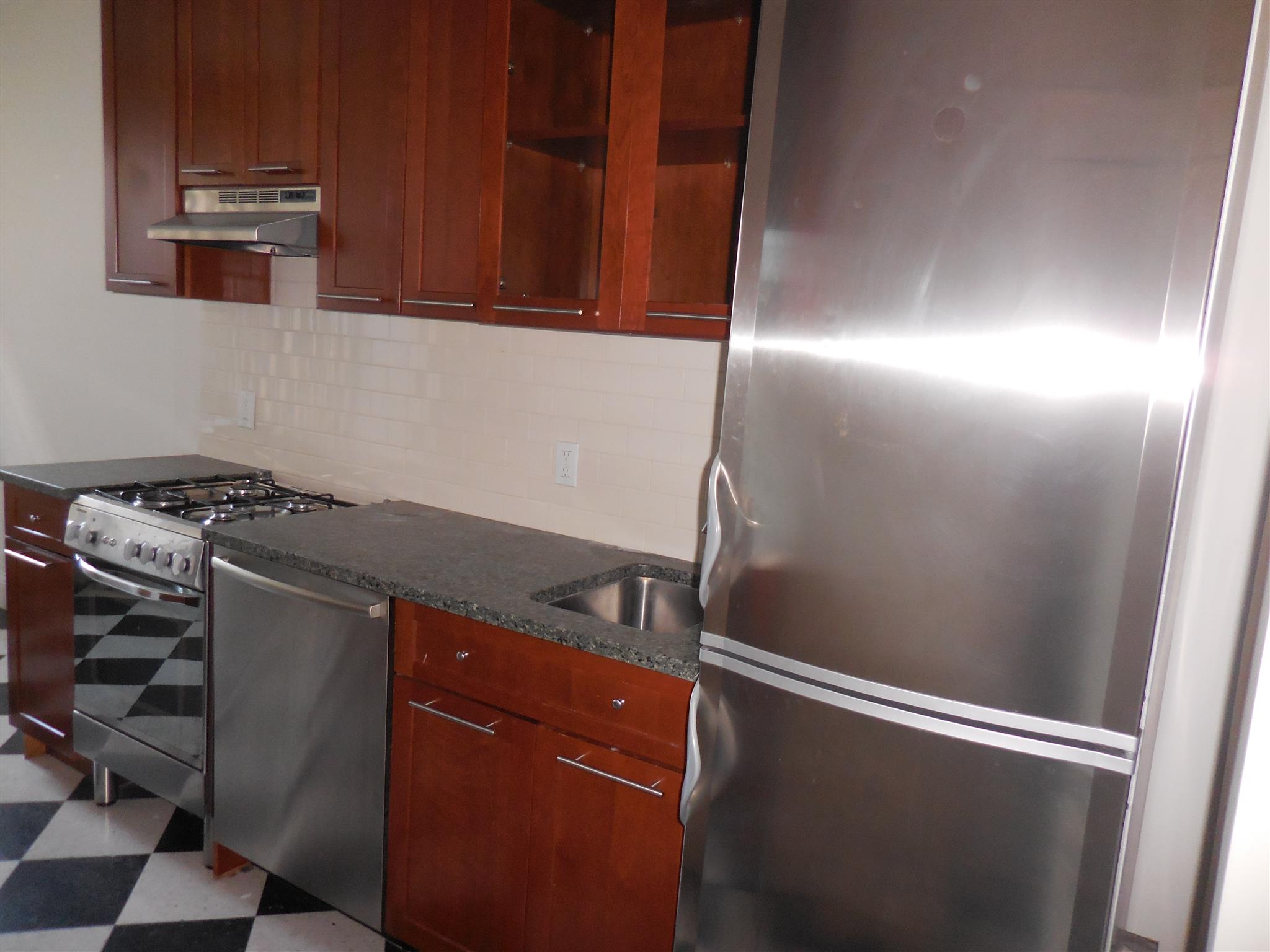 1697 Cambridge St, Harvard Square