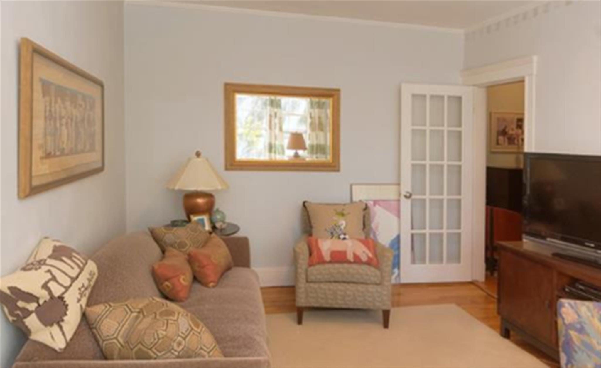 1697 Cambridge St, Harvard Square