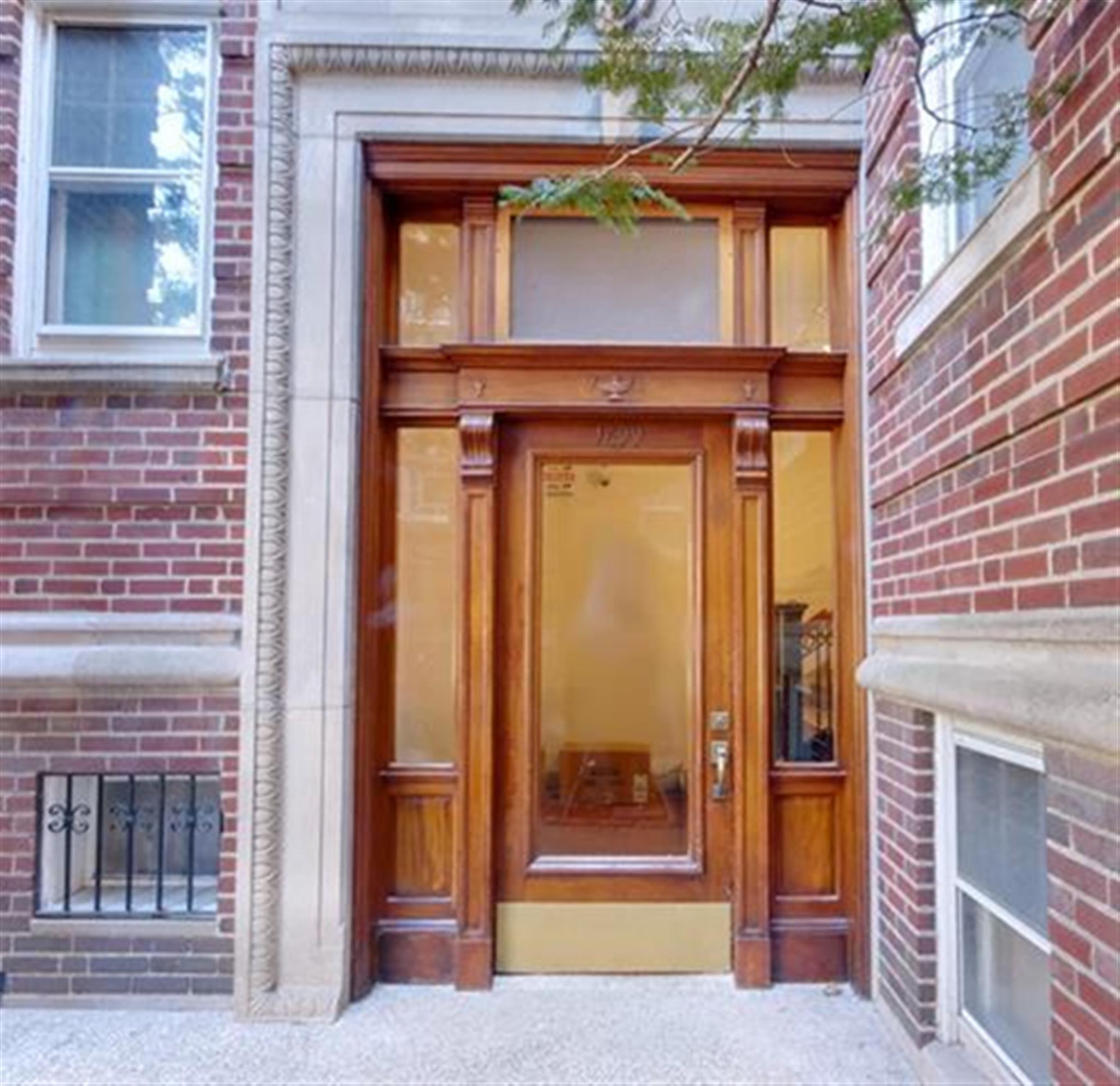 1697 Cambridge St, Harvard Square