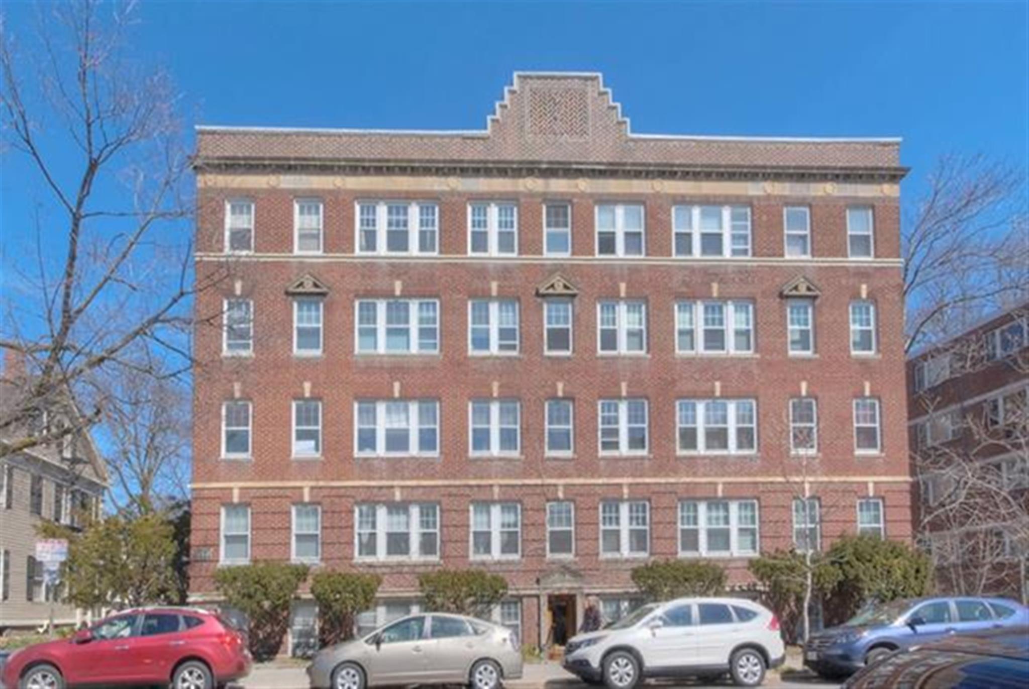 1697 Cambridge St, Harvard Square