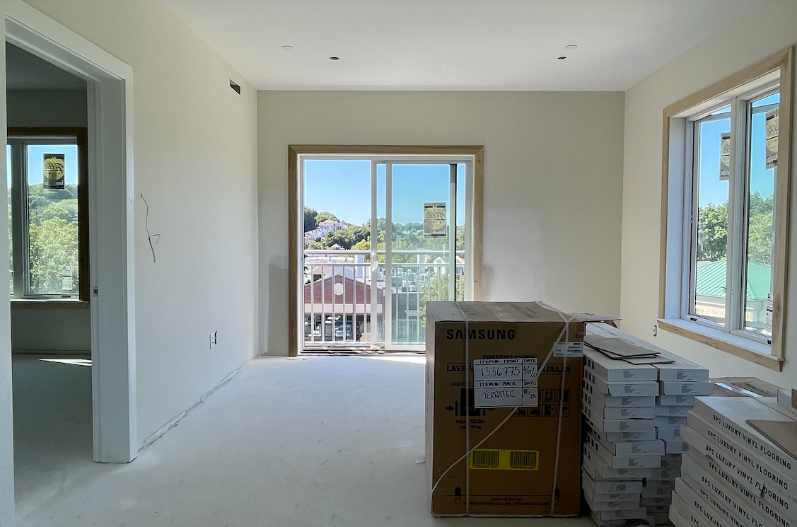 458 Washington St, Brighton