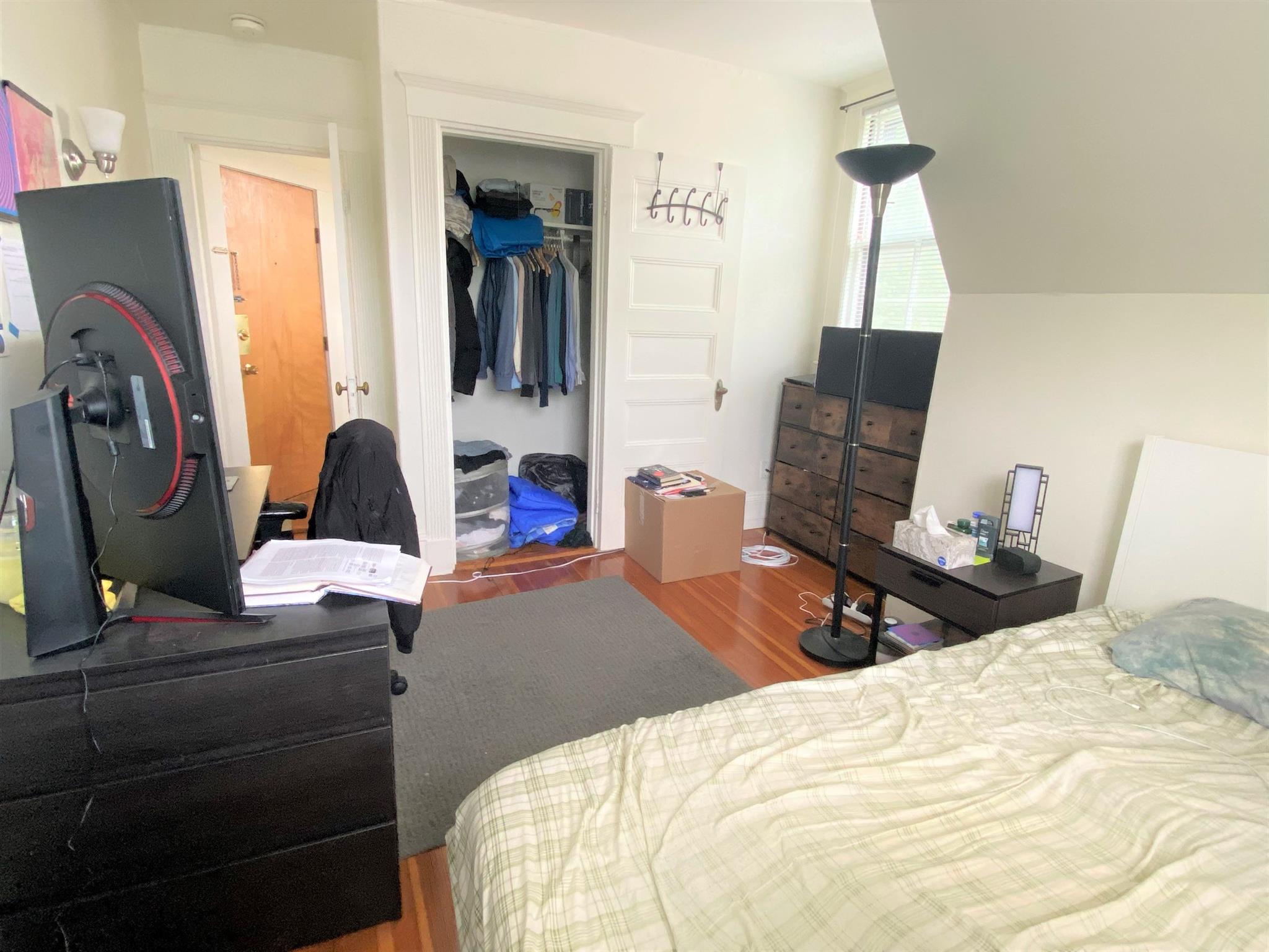 79 College Ave, Davis Square