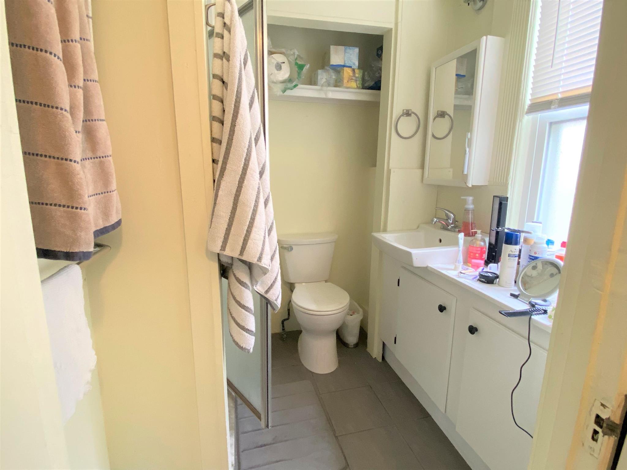 79 College Ave, Davis Square